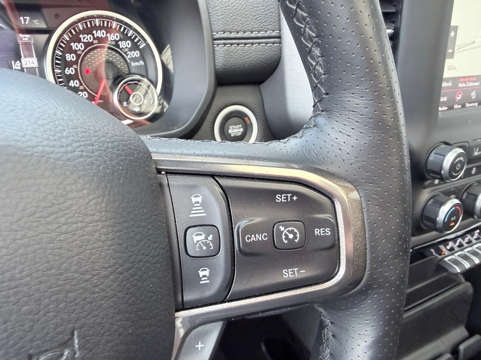 DODGE RAM LARAMIE 5.7 HEMI 4x4-image-16