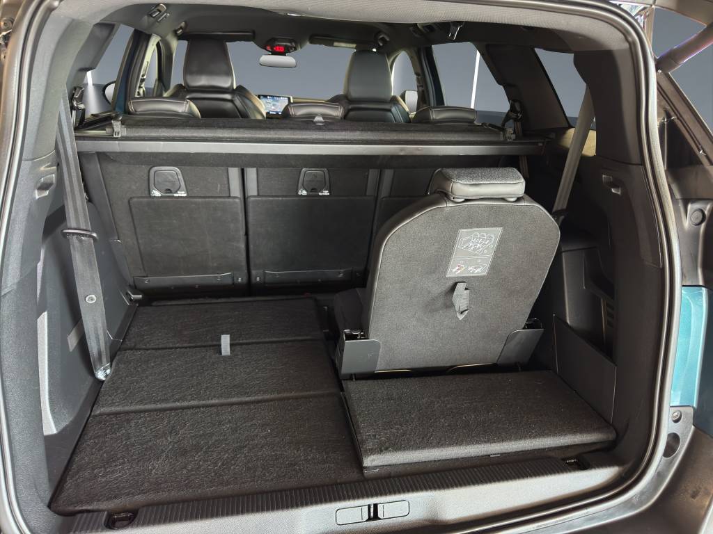 PEUGEOT 5008 1.5 BlueHDi GT Line EAT-image-11
