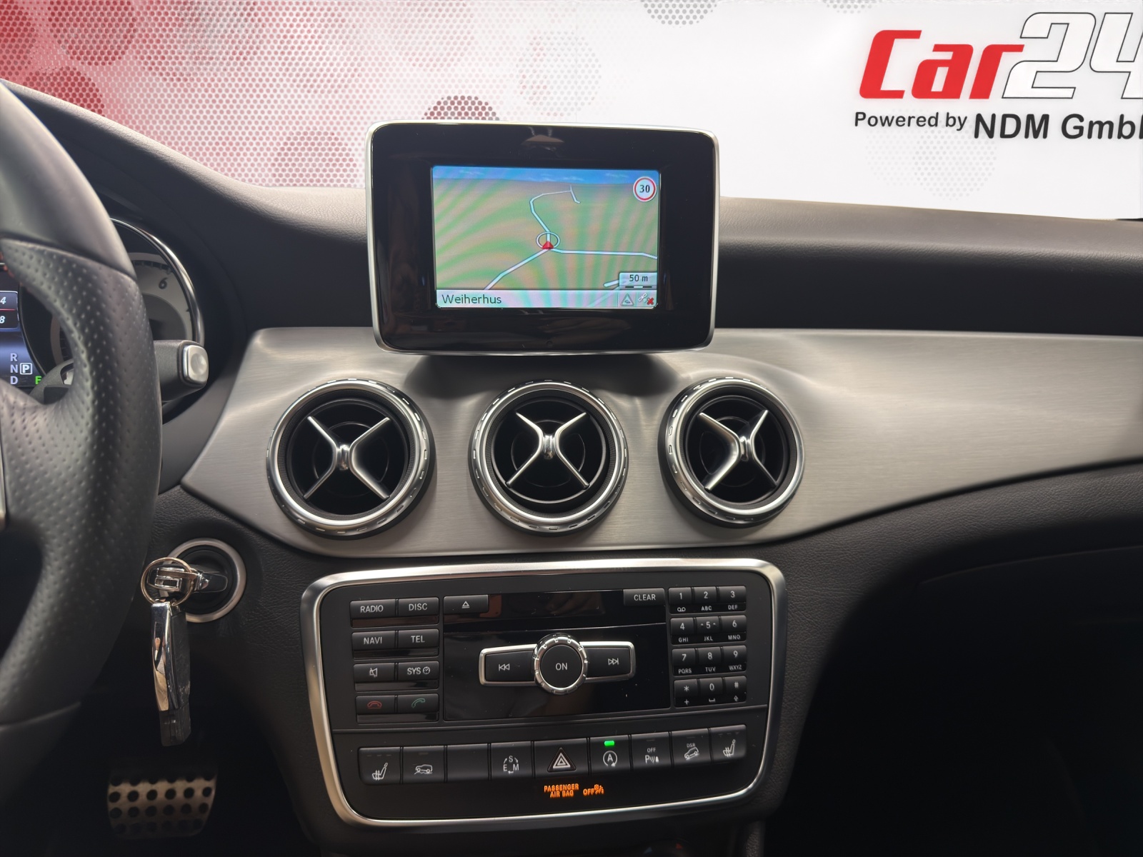 MERCEDES-BENZ GLA 250 AMG Line 4Matic 7G-DCT-image-12