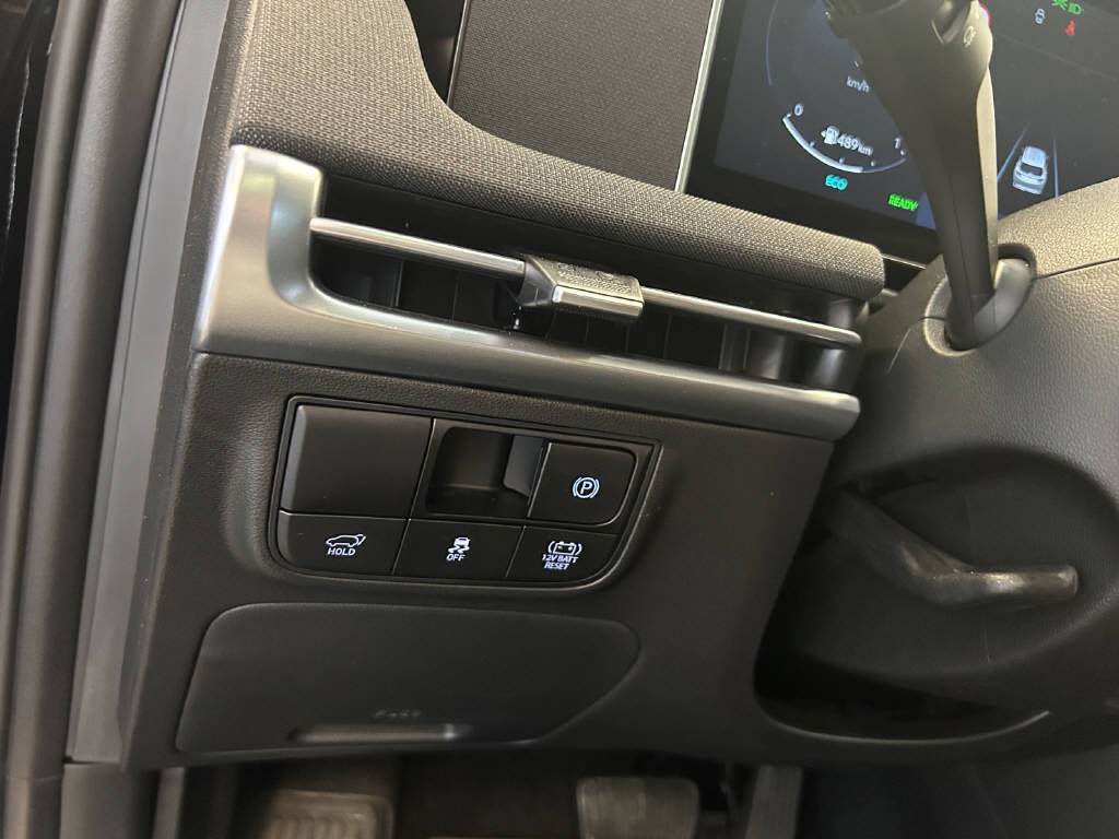 HYUNDAI Tucson 1.6 T-GDi HEV Vertex Swiss Edition 4WD-image-9