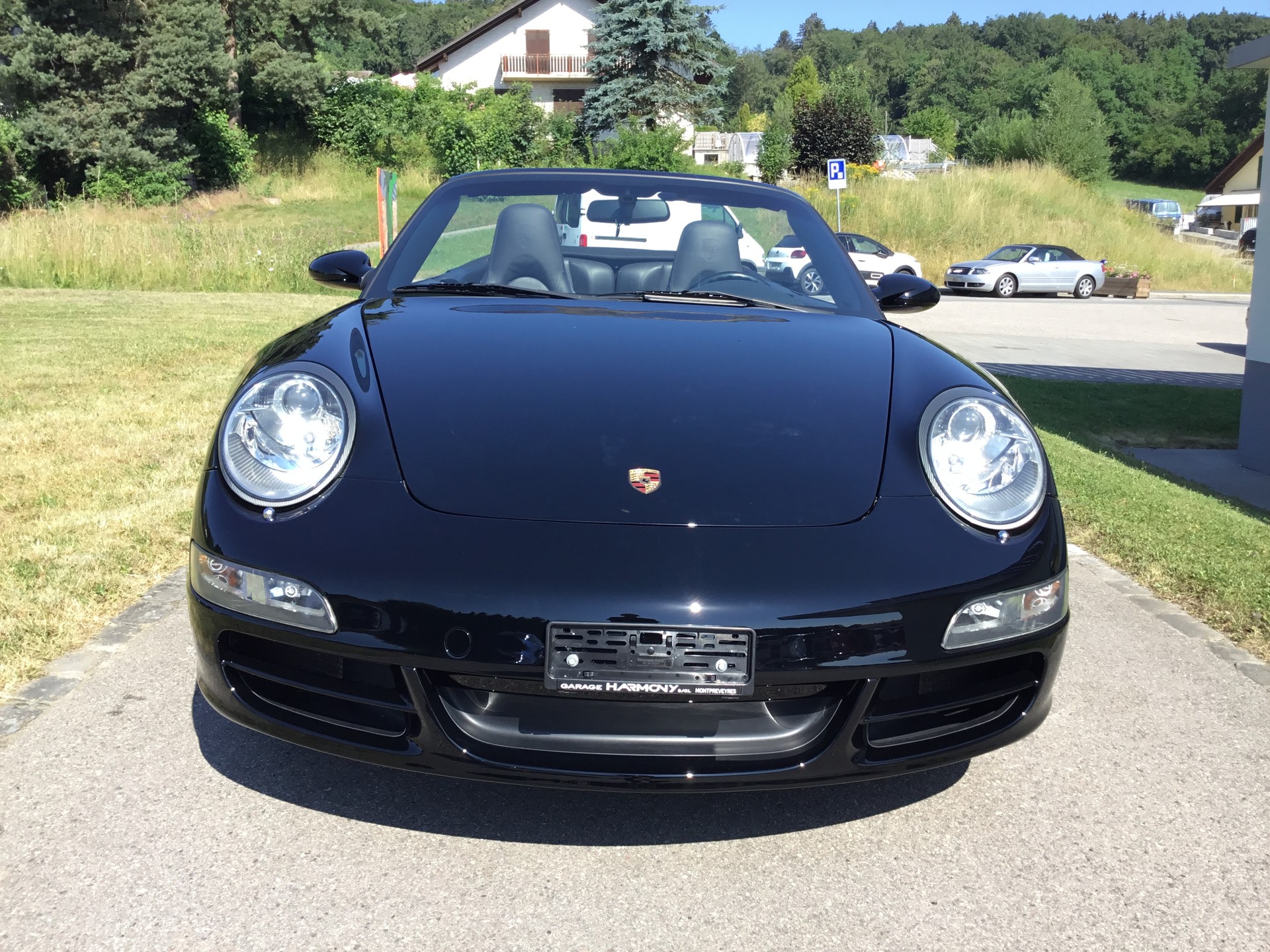 PORSCHE 911 Cabrio Carrera-image-2