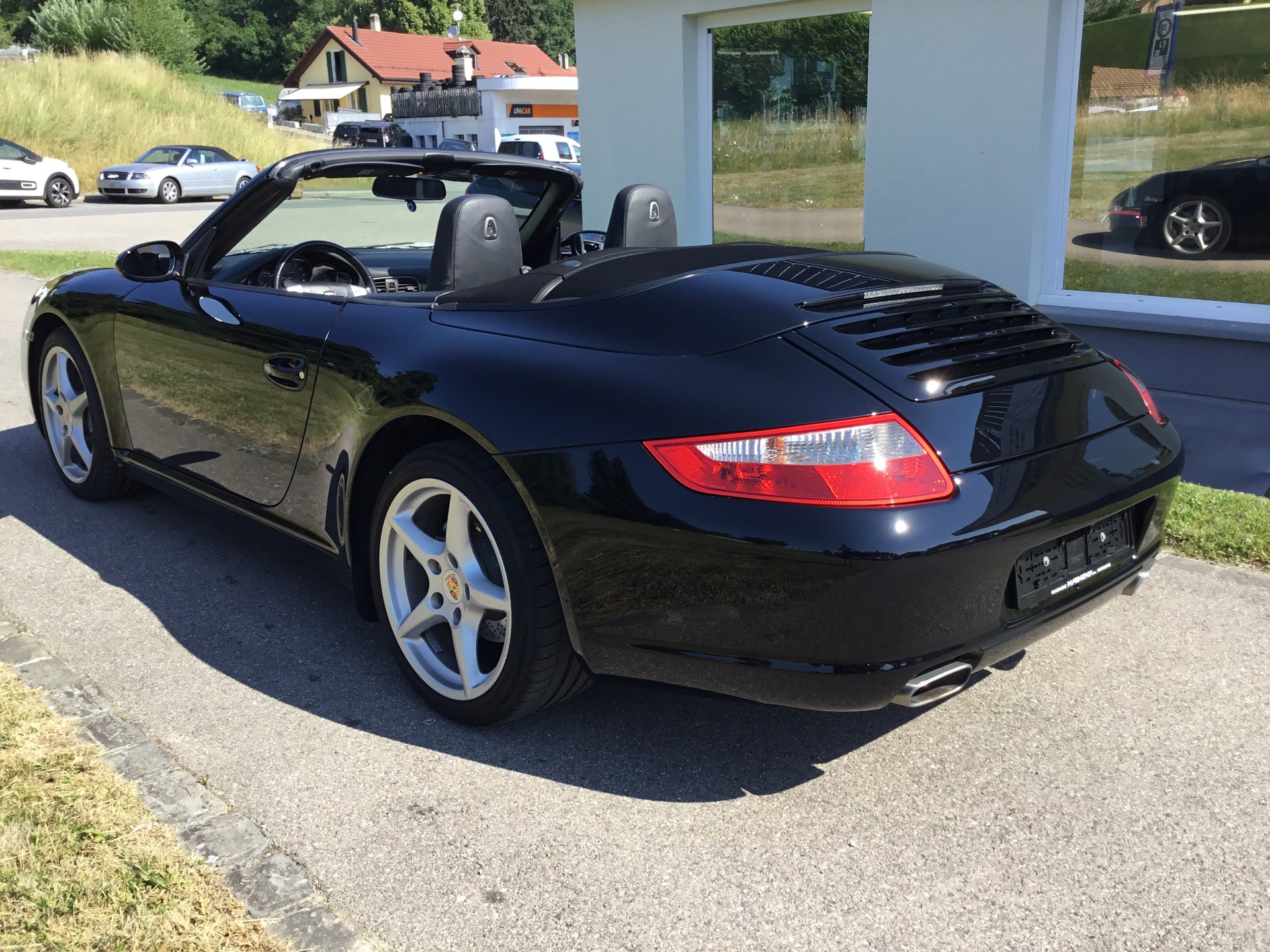 PORSCHE 911 Cabrio Carrera-image-6