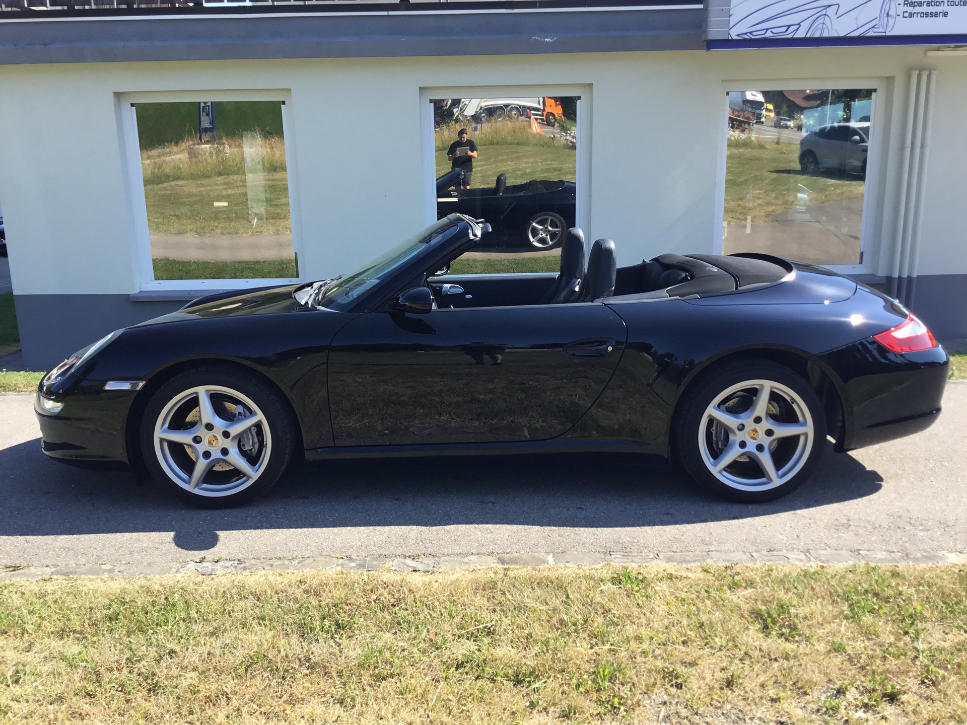 PORSCHE 911 Cabrio Carrera-image-4