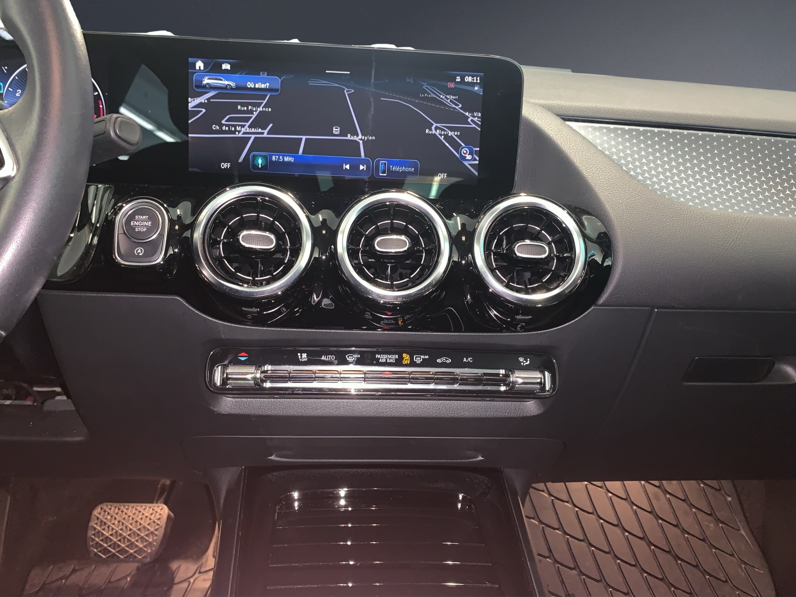 MERCEDES-BENZ B 200 Progressive-image-9