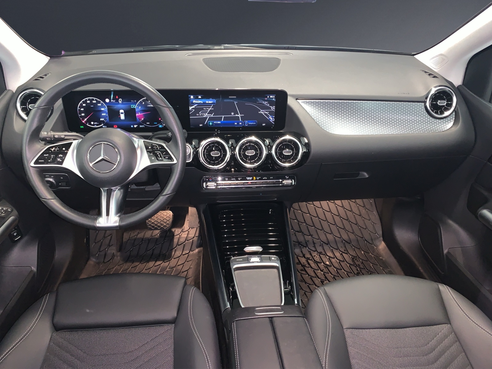 MERCEDES-BENZ B 200 Progressive-image-7