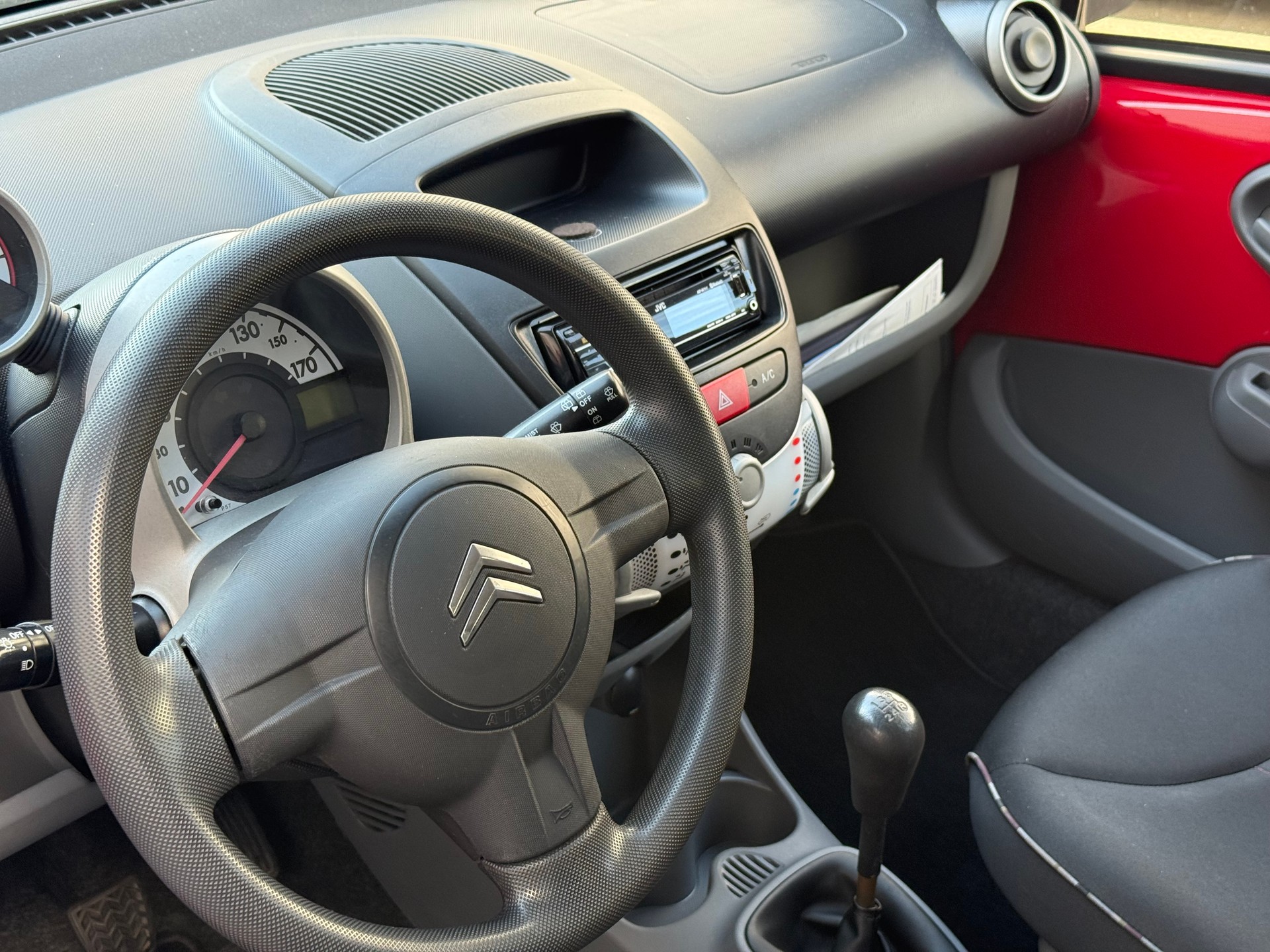 CITROEN C1 1.0i Edition-image-6