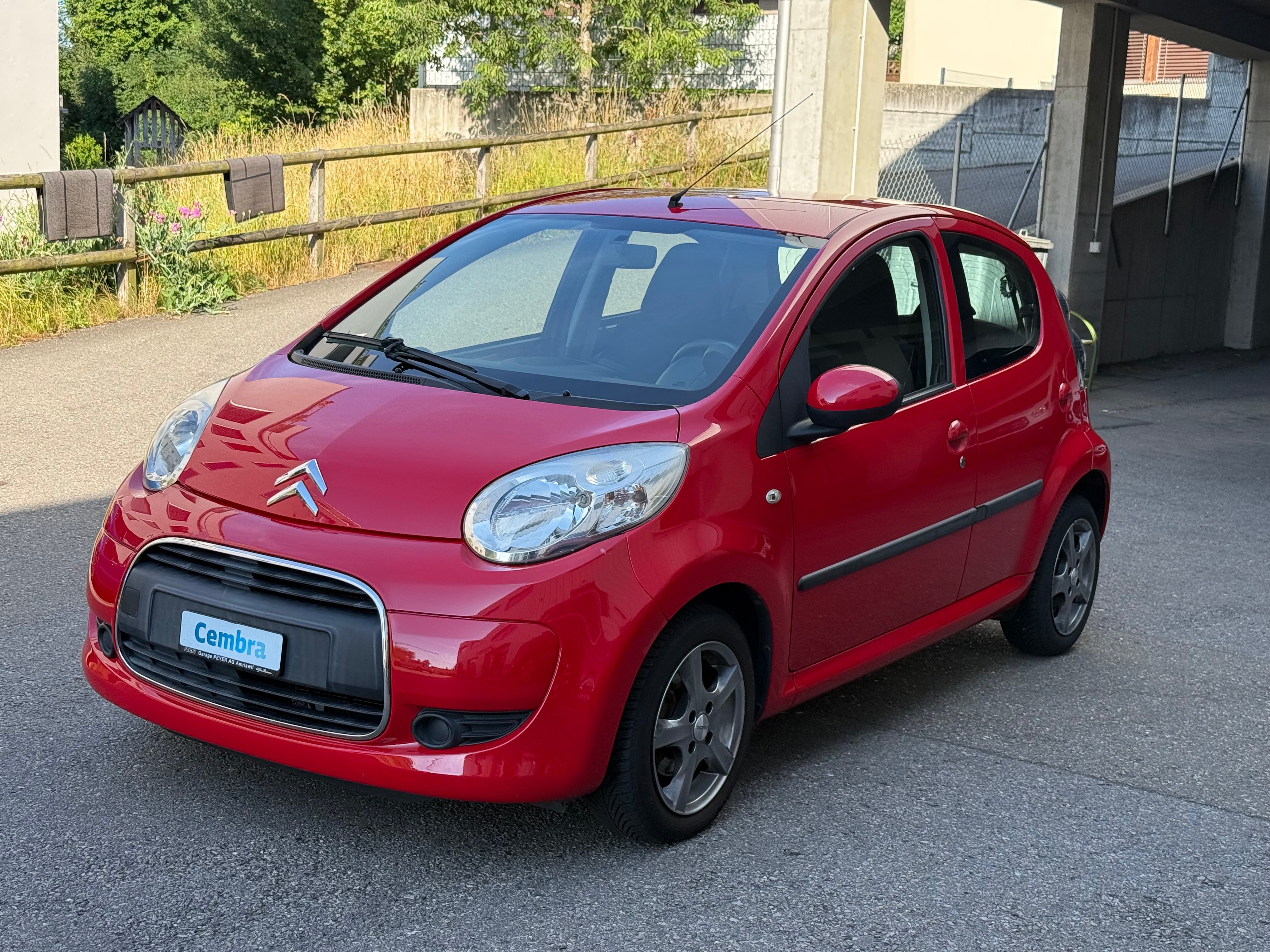 Car photo