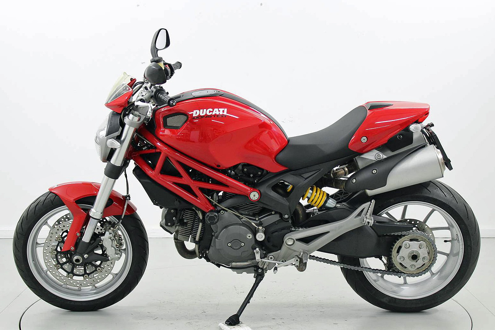 DUCATI Monster 1100 S ABS-image-4