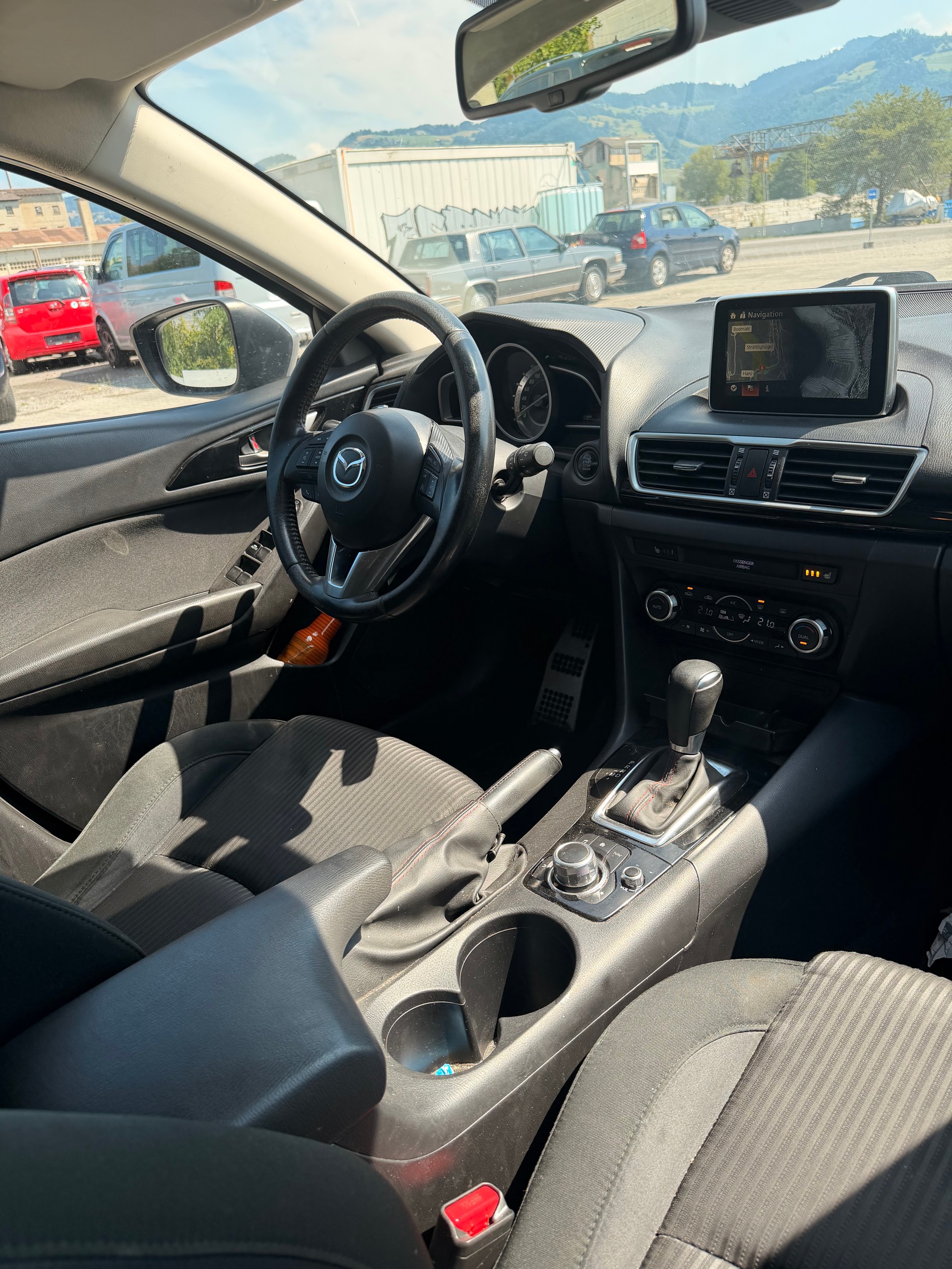 MAZDA 3 2.2 16V CD Revolution Activematic-image-5