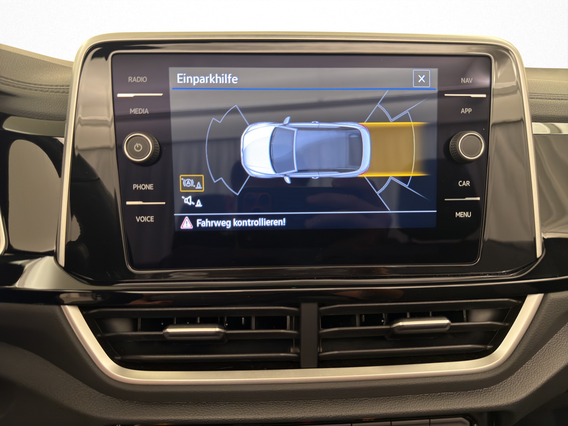 VW T-Roc Cabriolet 1.5 TSI R-Line DSG-image-15