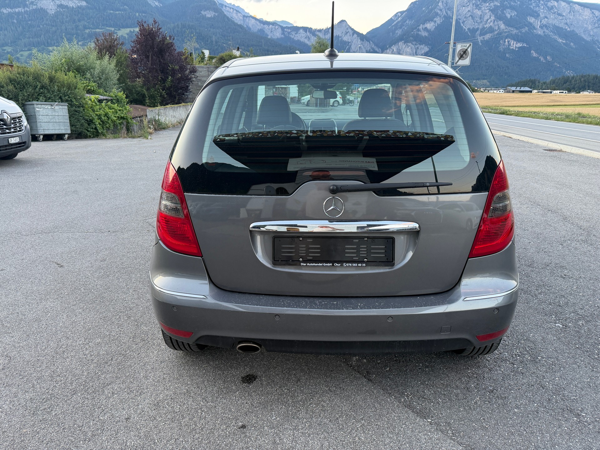 MERCEDES-BENZ A 200 T Elégance Autotronic-image-4