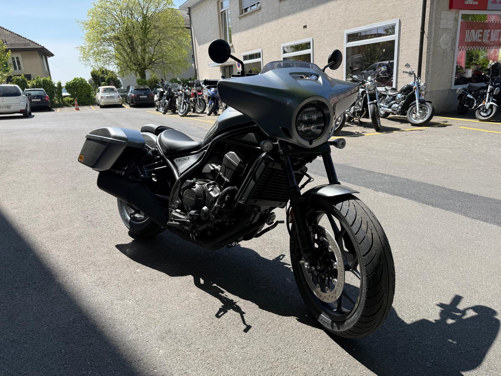 HONDA CMX 1100 Rebel T-showroom-element-1