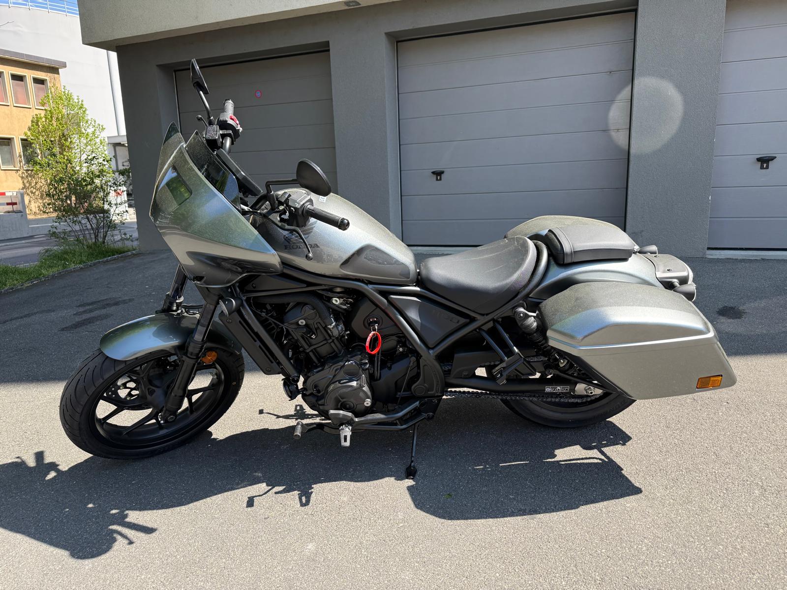 HONDA CMX 1100 Rebel T-showroom-element-2