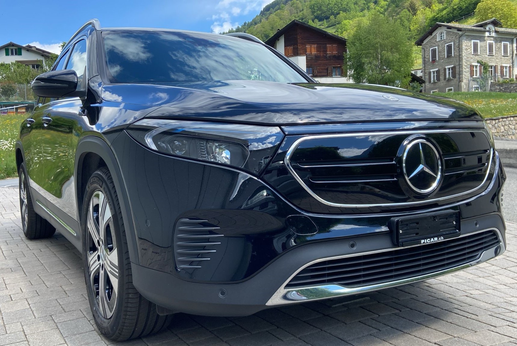 MERCEDES-BENZ EQB 350 4Matic-image-0