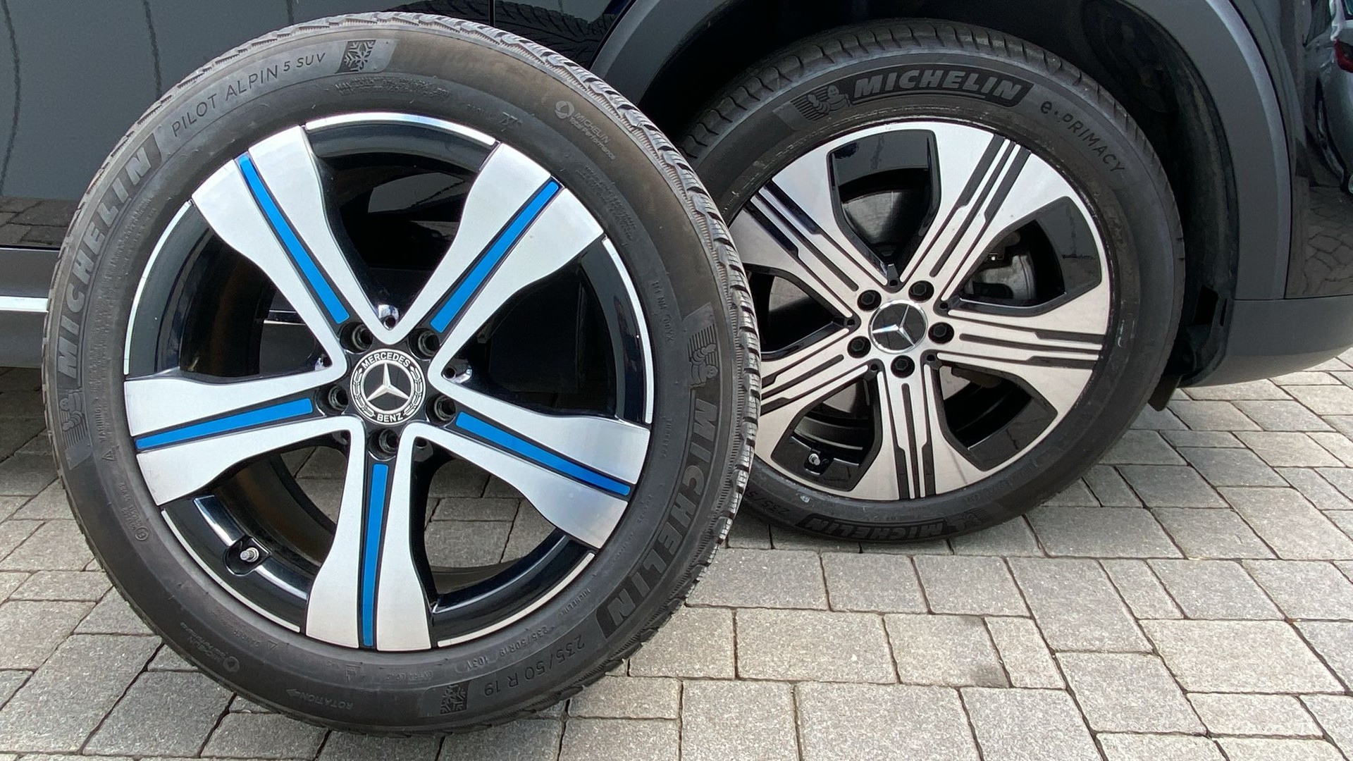 MERCEDES-BENZ EQB 350 4Matic-image-8