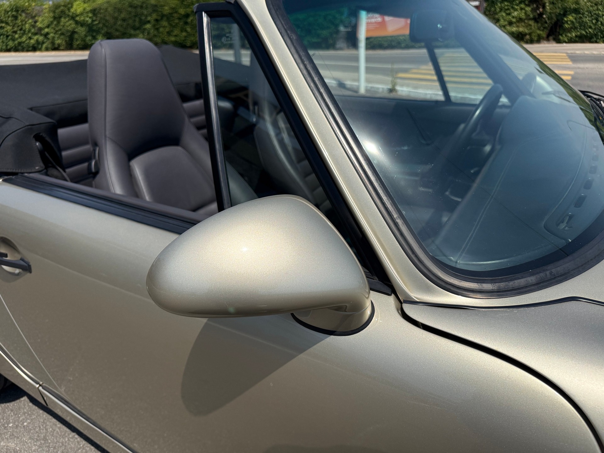 PORSCHE 3.6 Carrera 4 Cabriolet-image-8