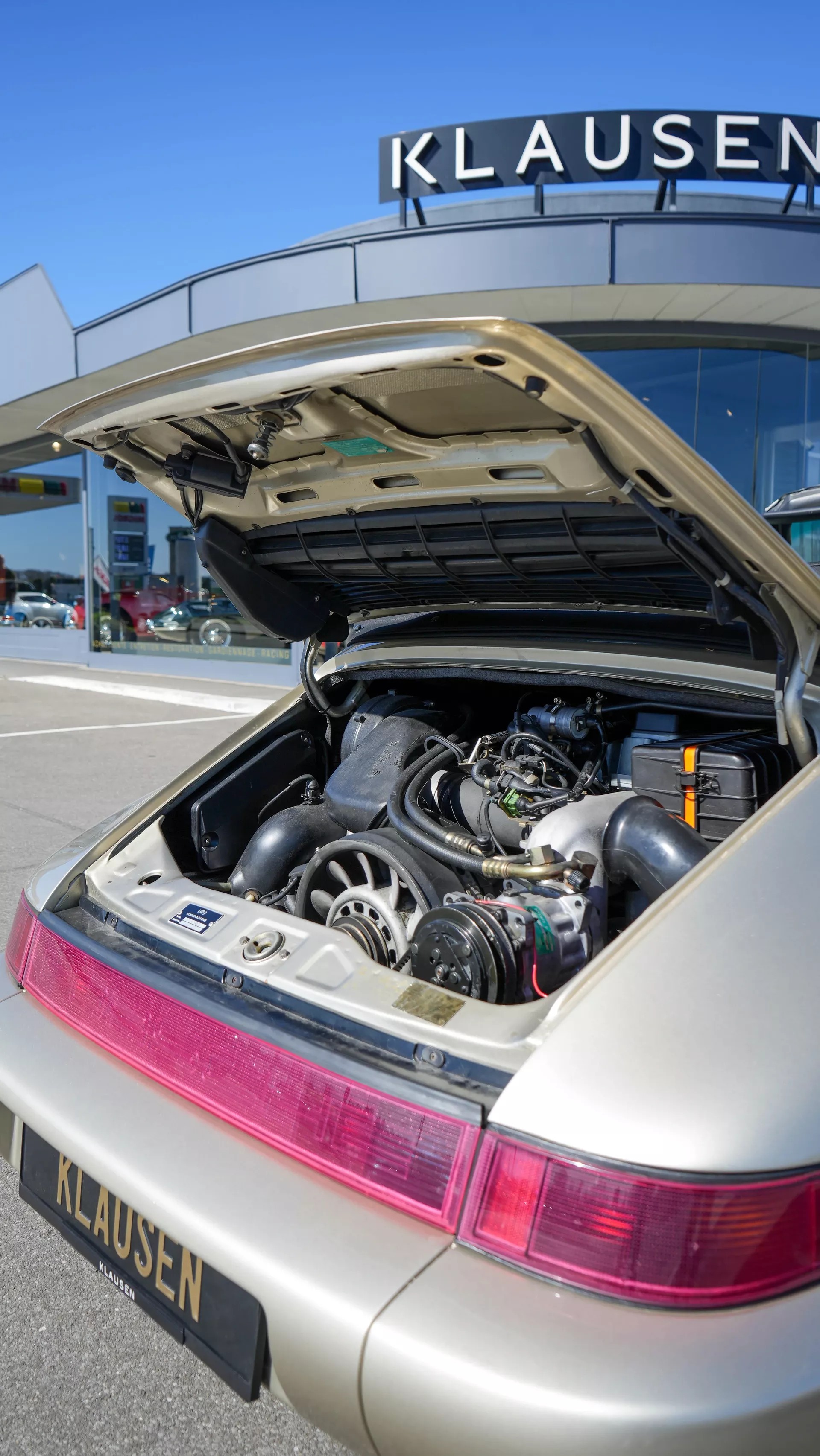 PORSCHE 3.6 Carrera 4-image-2