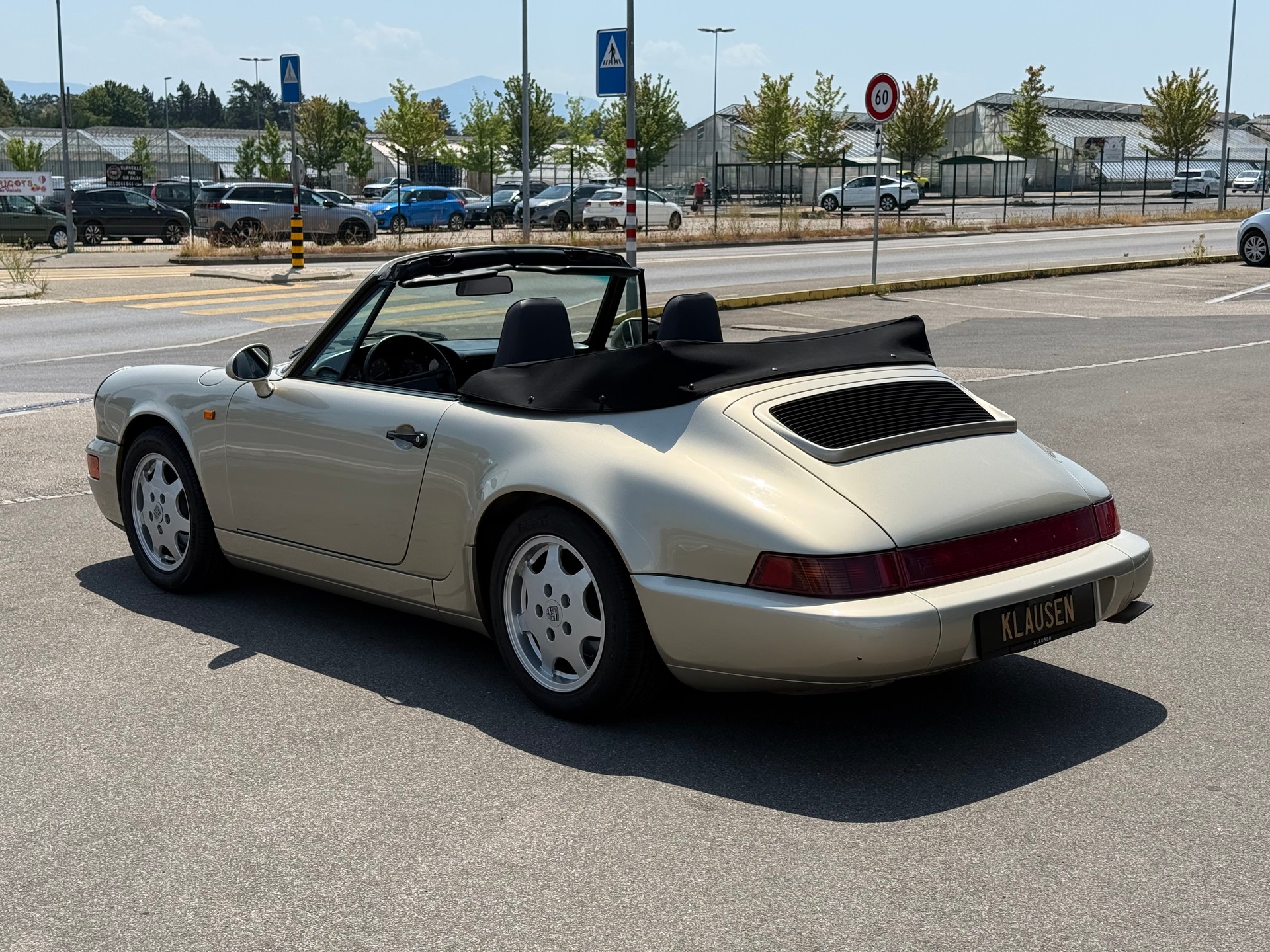 PORSCHE 3.6 Carrera 4 Cabriolet-image-4