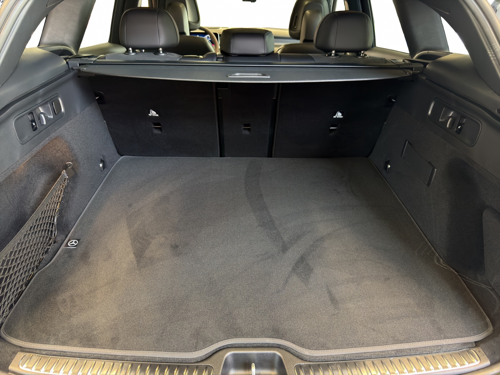 MERCEDES-BENZ GLC 300 4Matic 9G-Tronic-image-17