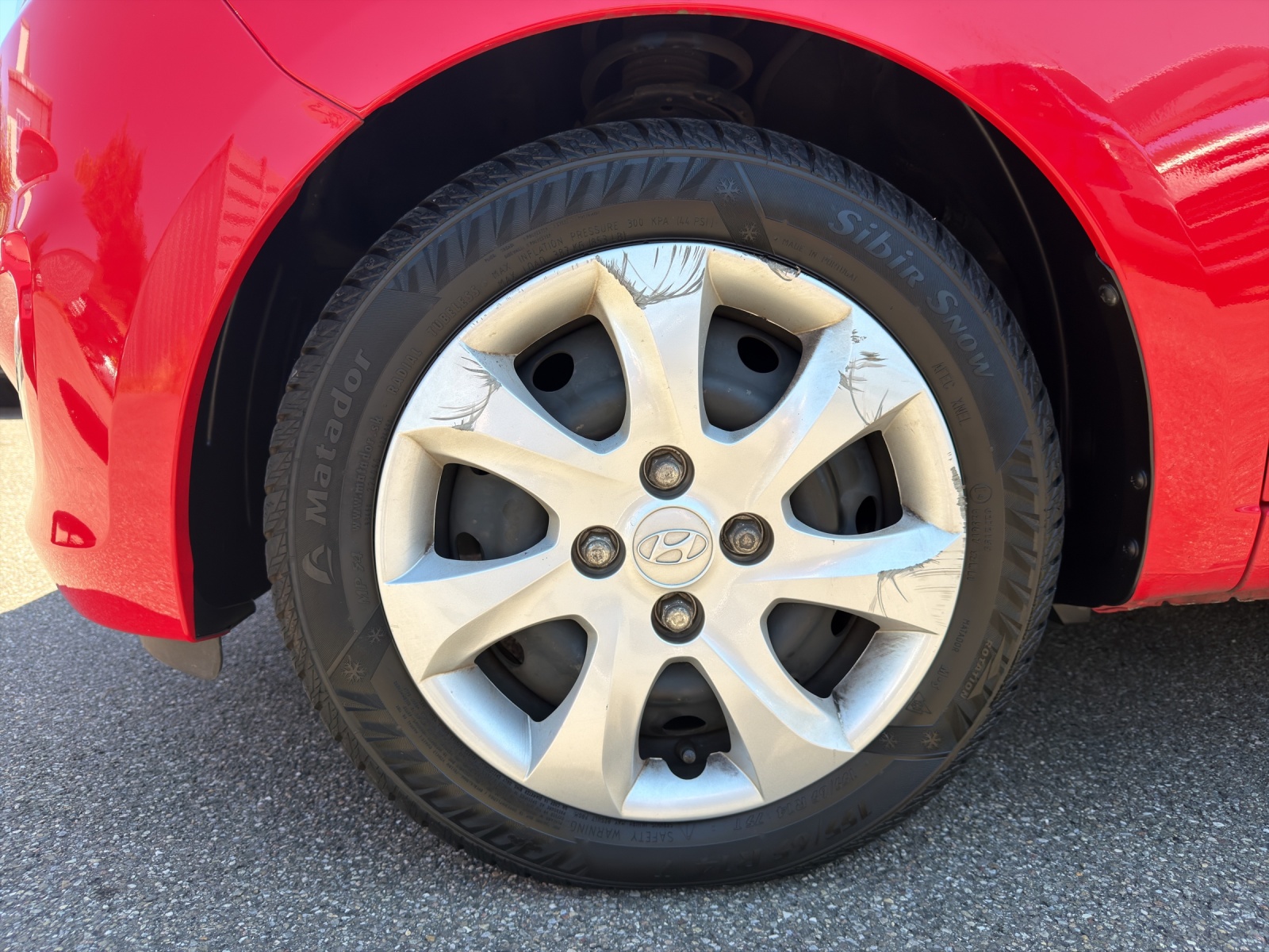 HYUNDAI i10 1.1 Comfort-image-15