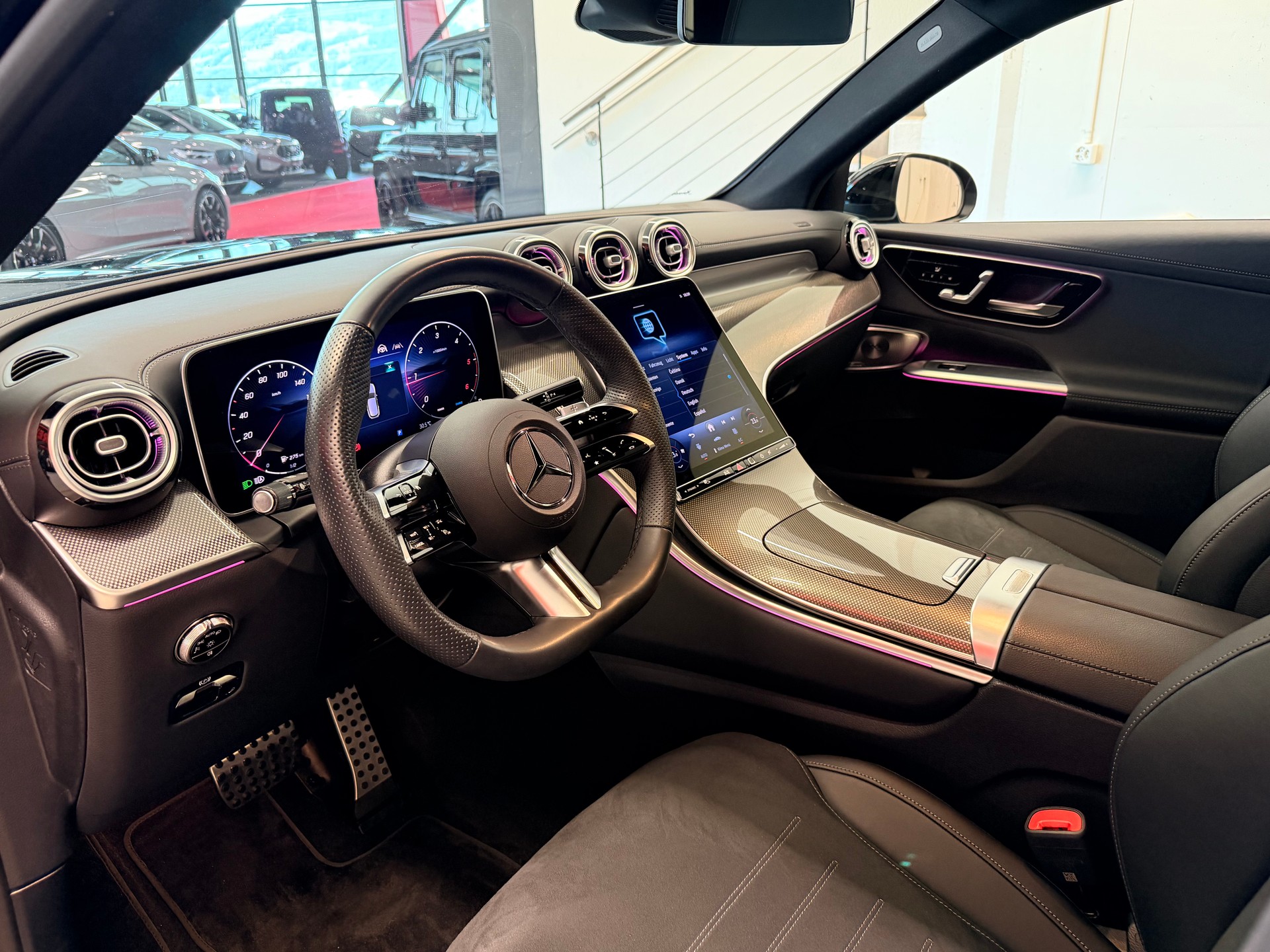 MERCEDES-BENZ GLC 300 d 4Matic 9G-Tronic-image-11