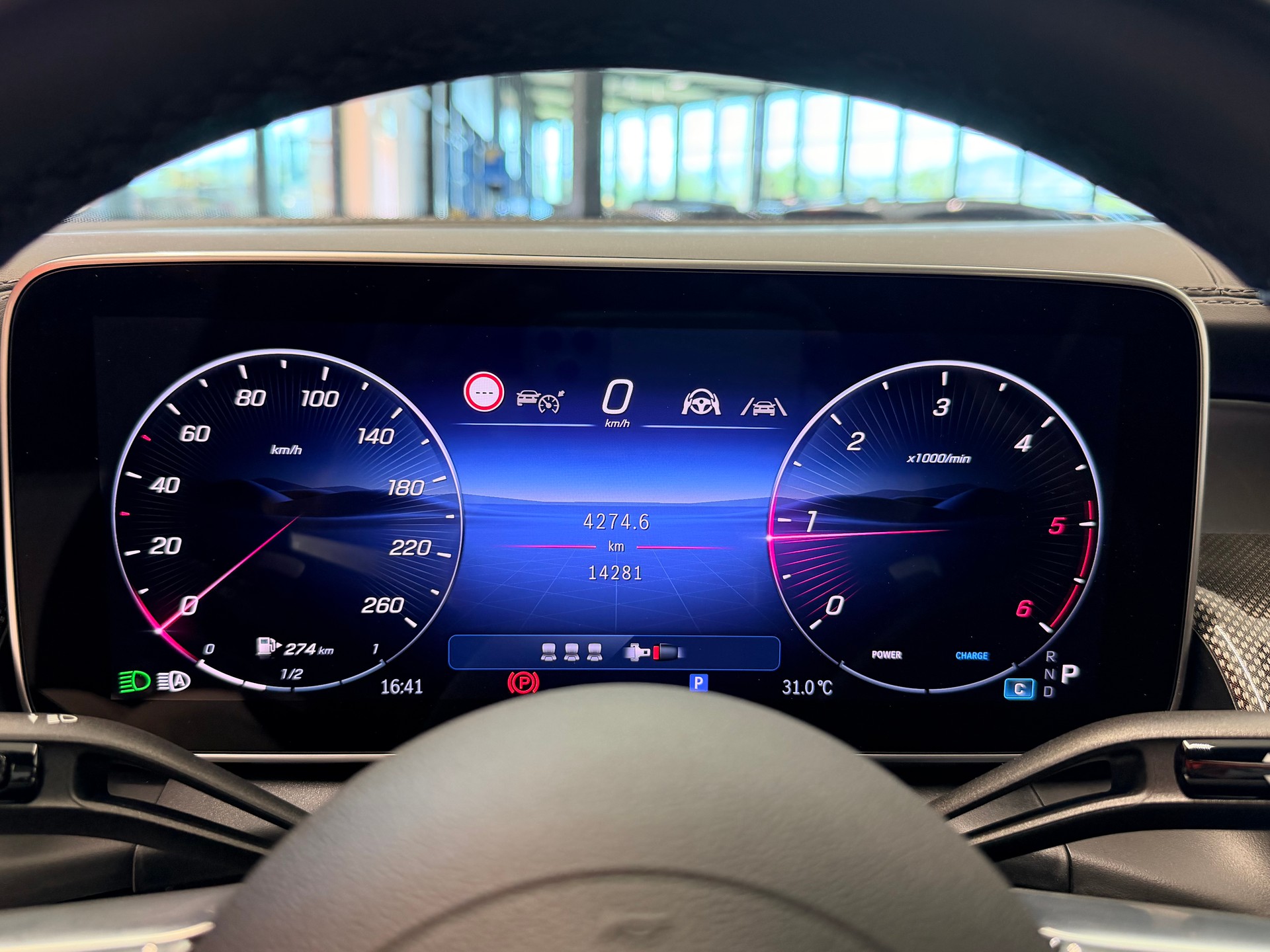 MERCEDES-BENZ GLC 300 d 4Matic 9G-Tronic-image-27