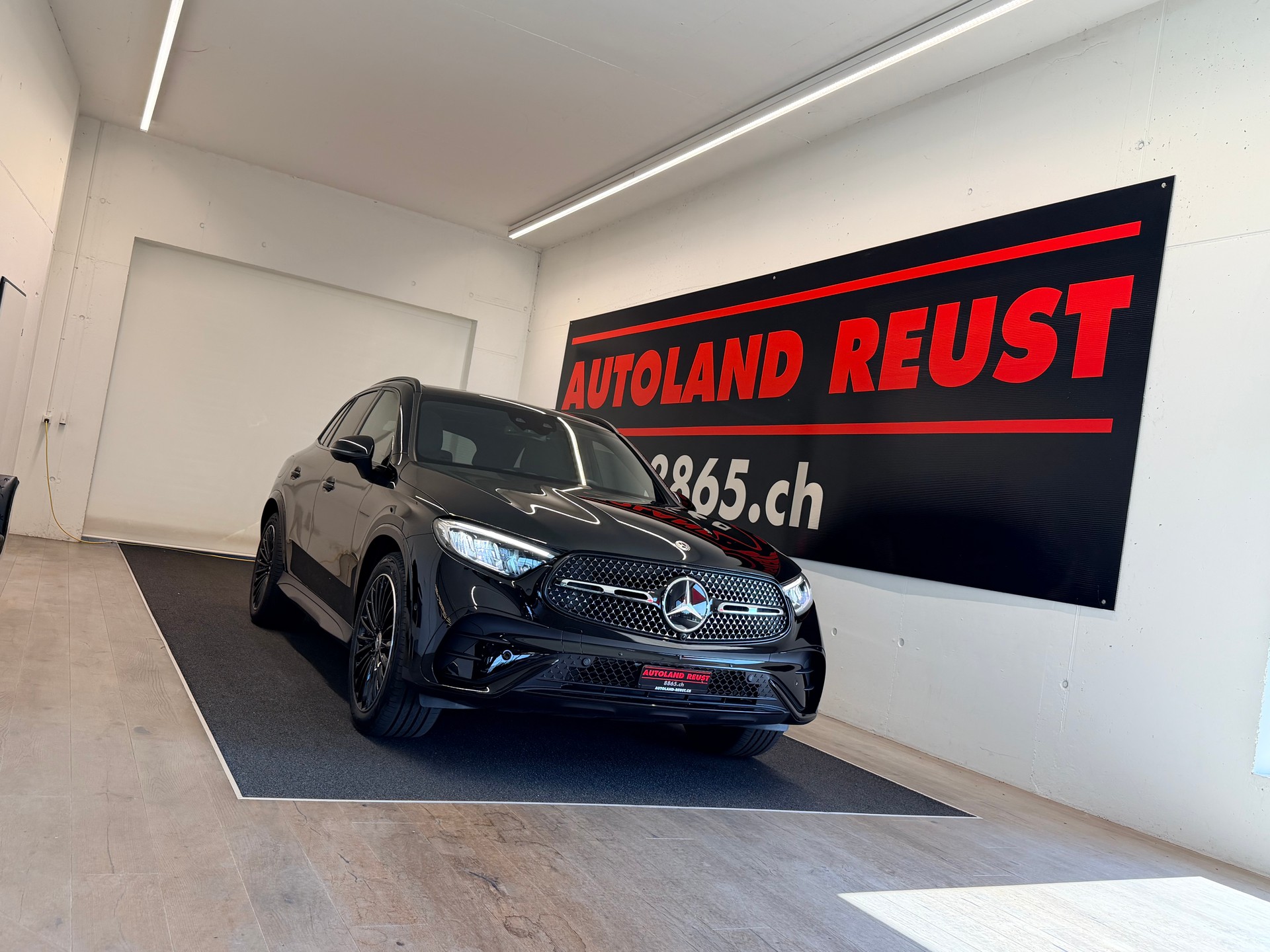 MERCEDES-BENZ GLC 300 d 4Matic 9G-Tronic-image-0
