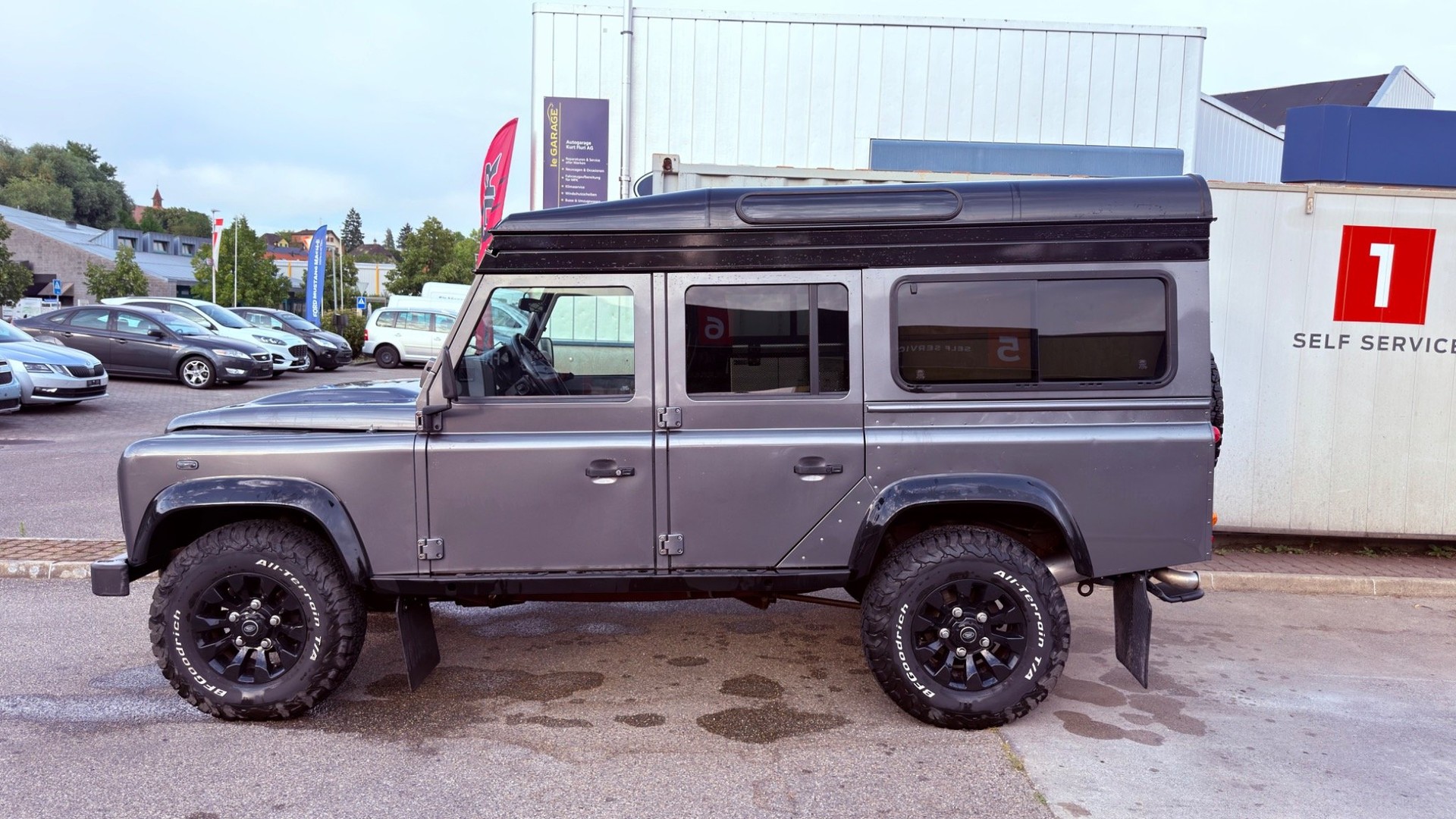 LAND ROVER defender 2.2 TD4 SW Legend-image-0