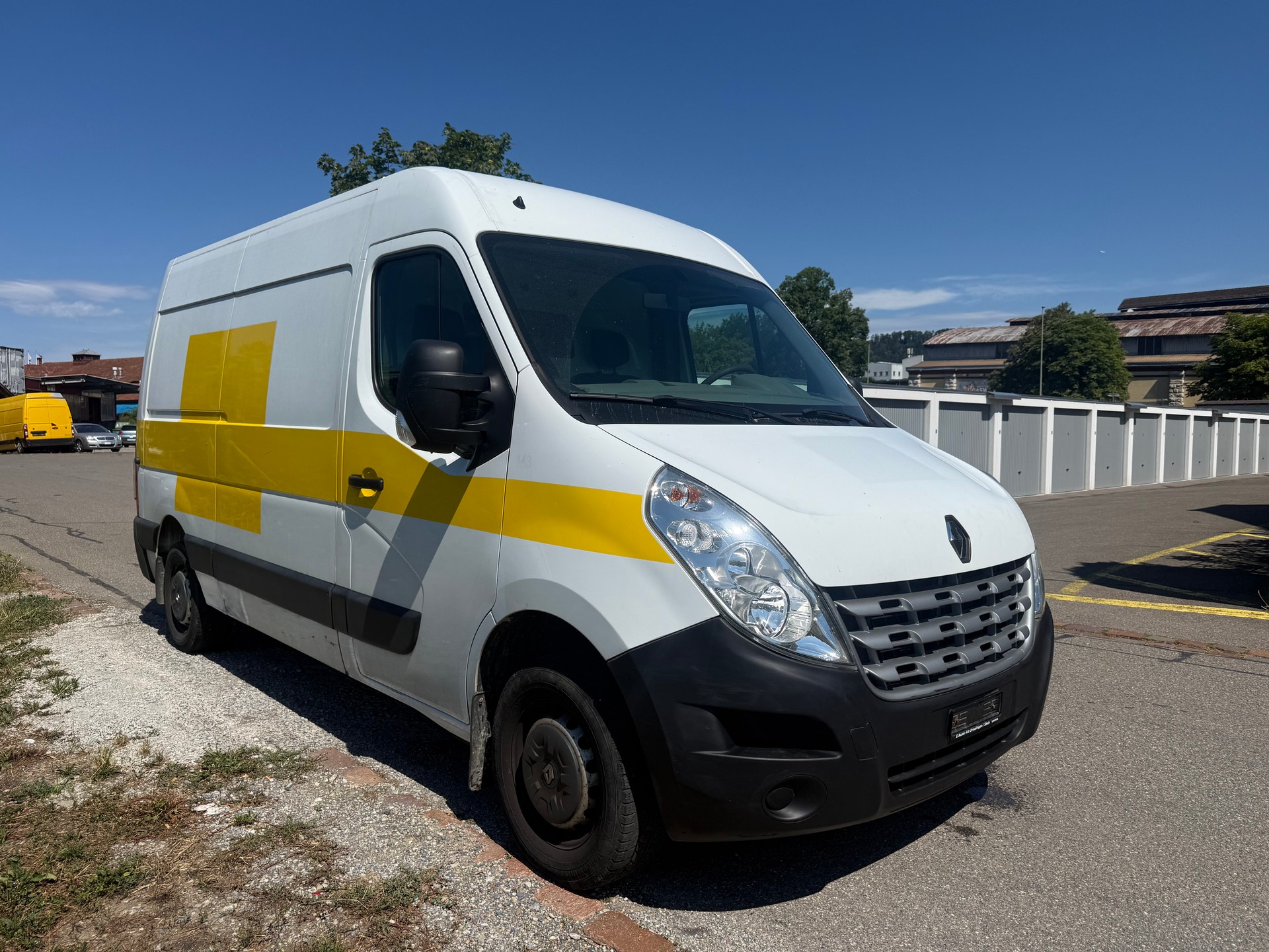 RENAULT Master T35 2.3dCi L3H2-image-2