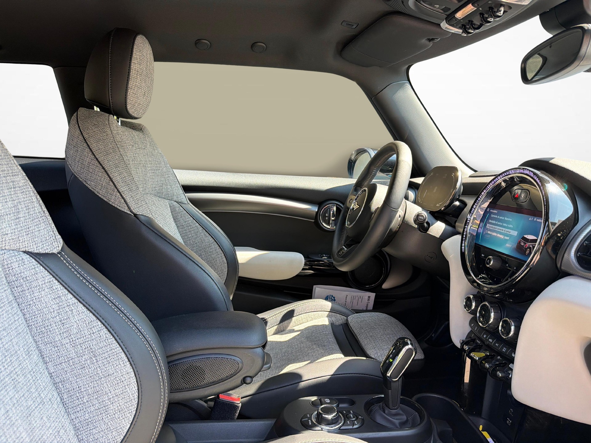 MINI F56 Cooper SE-image-19