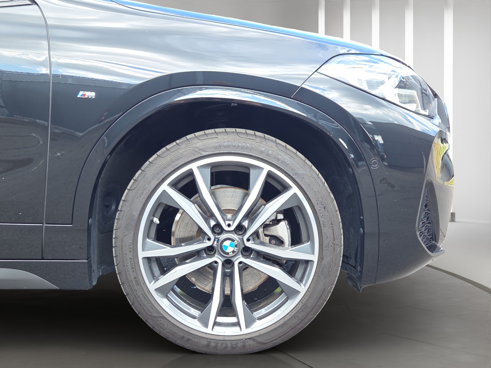 BMW X2 xDrive 25e M Sport Steptronic-image-5