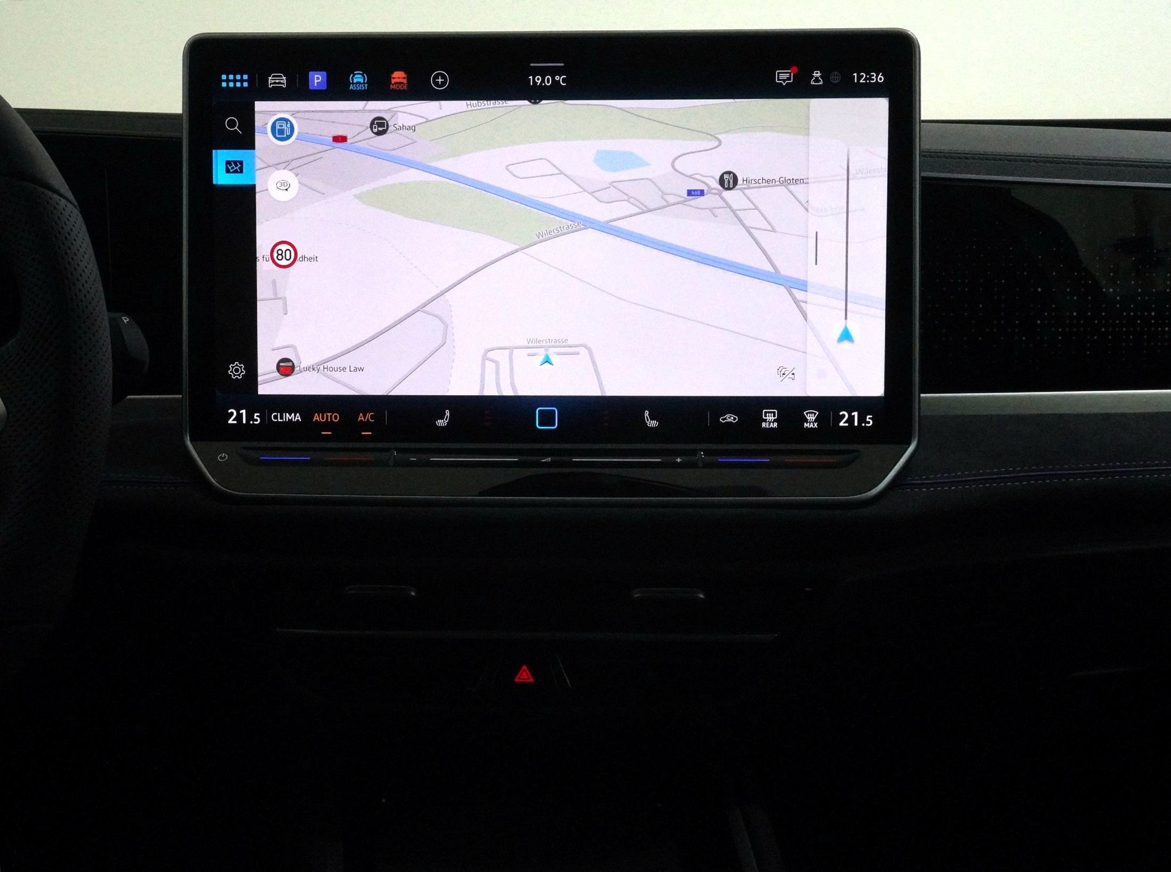 VW Passat Variant 1.5 TSI Plug-in-Hybrid R-Line-image-16