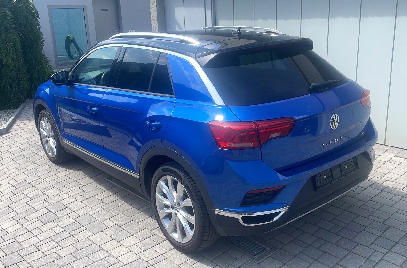 VW T-Roc 2.0 TSI Advance DSG 4Motion-image-4