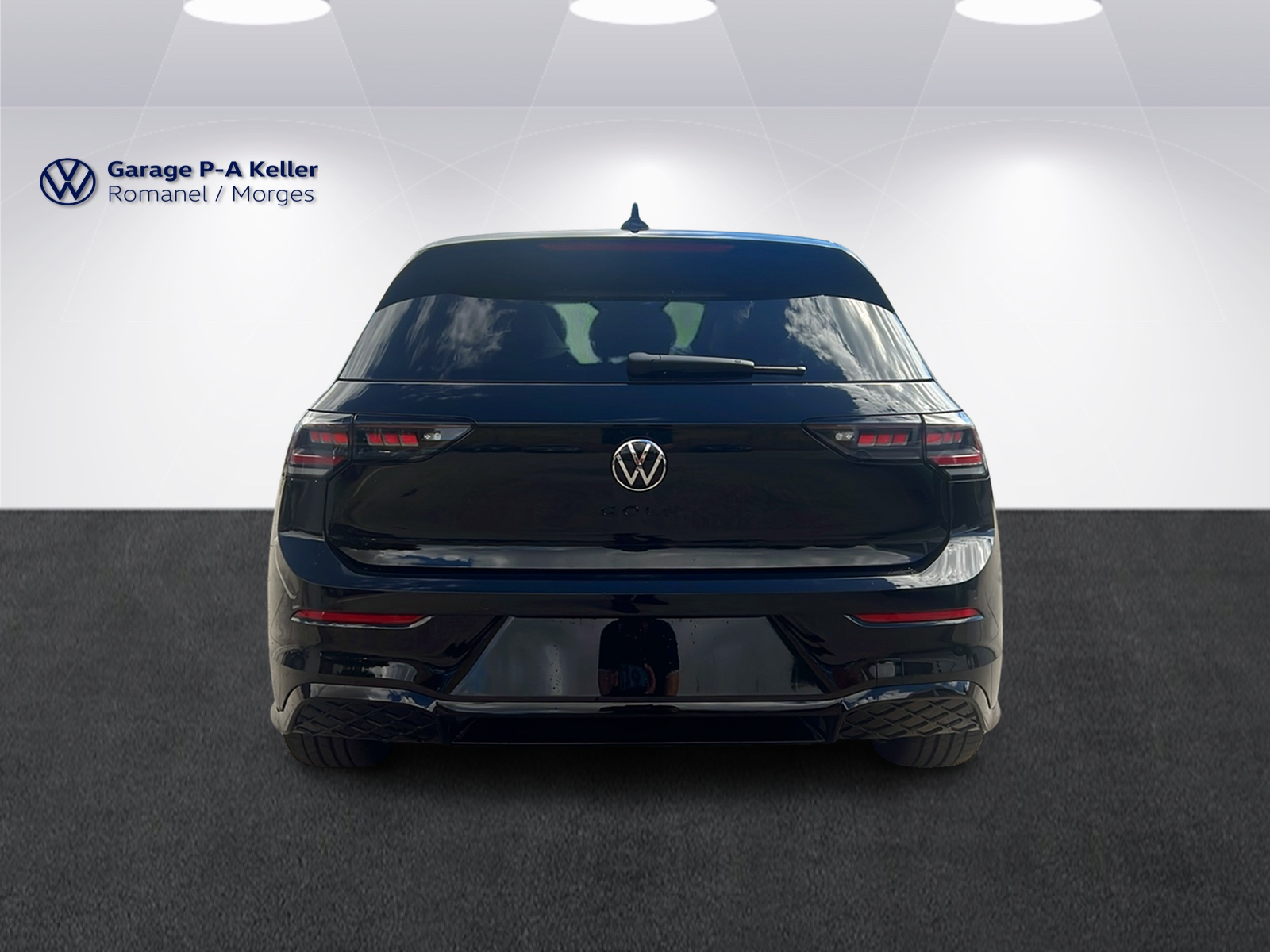 VW Golf R-Line 1.5eTSI 150CH-image-4