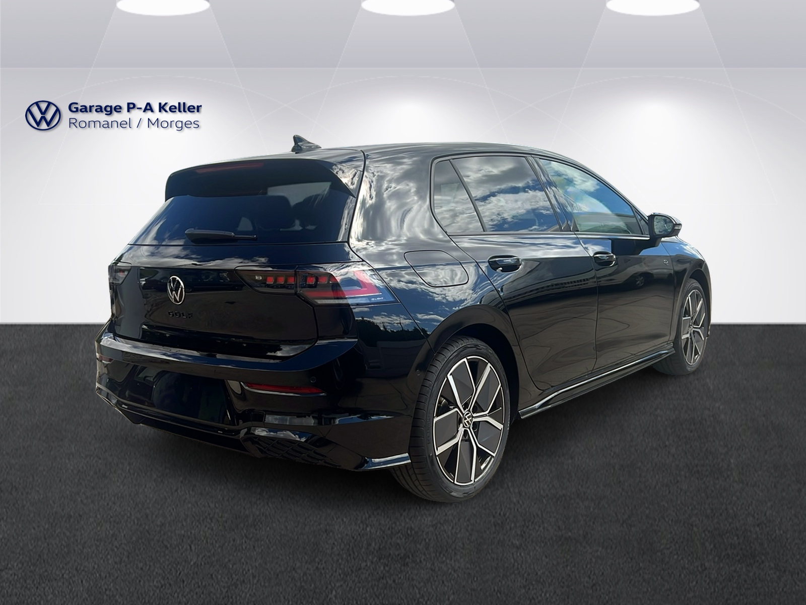 VW Golf R-Line 1.5eTSI 150CH-image-3