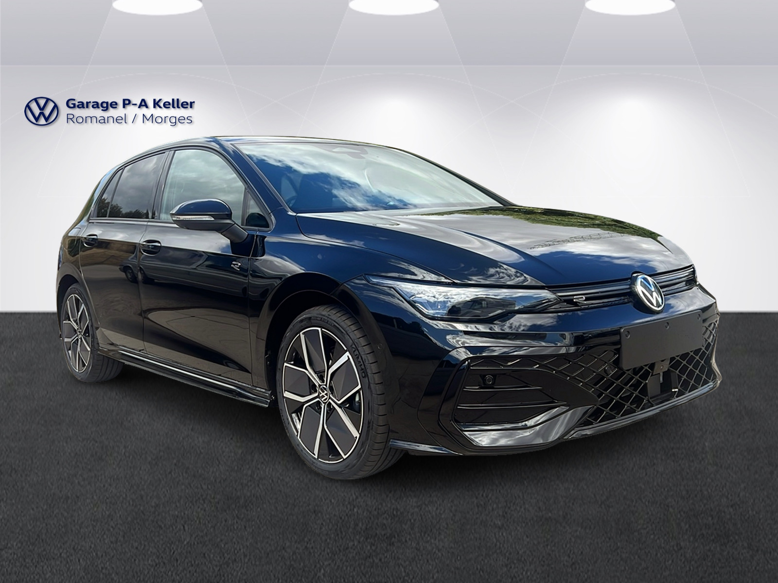 VW Golf R-Line 1.5eTSI 150CH-image-2