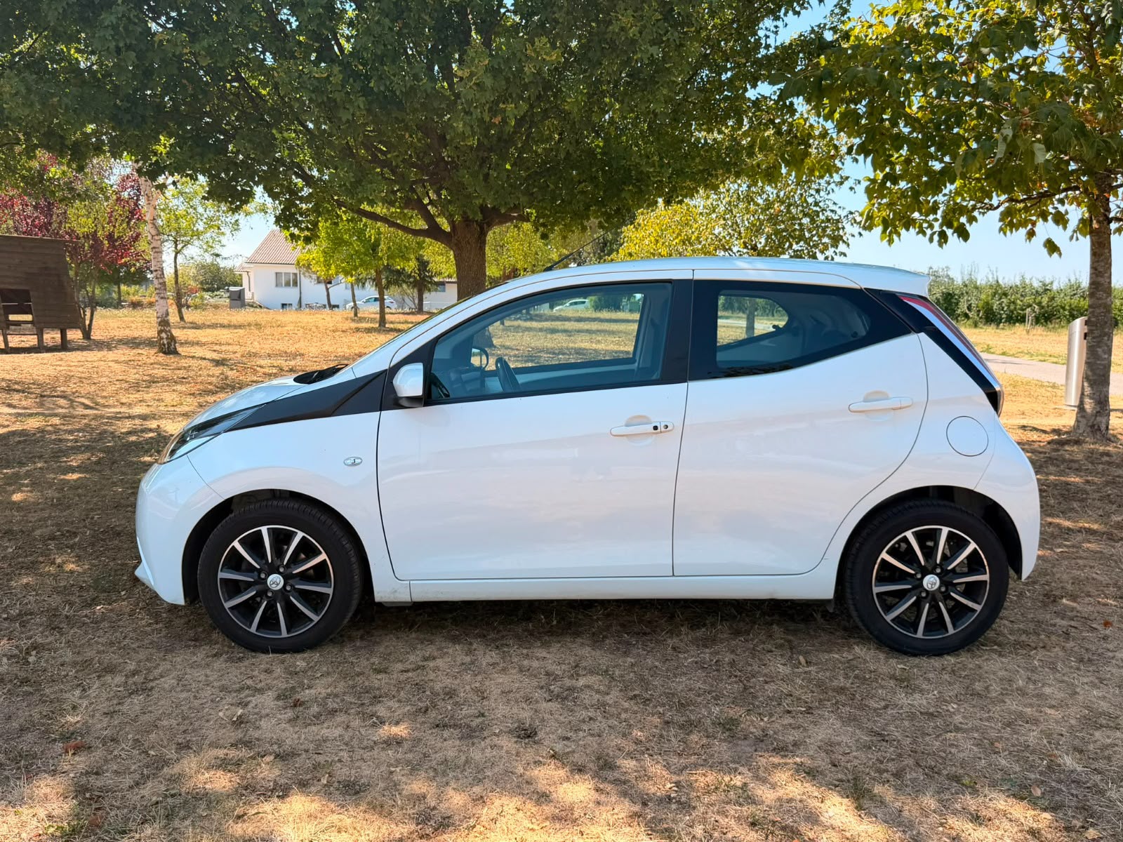 TOYOTA Aygo 1.0 VVT-i x-play - Nouvelle Expertise 27.07.2026 - Grand Service Fait à Jour 22.07.2026 - Garantie 12 mois dès 200.--image-2