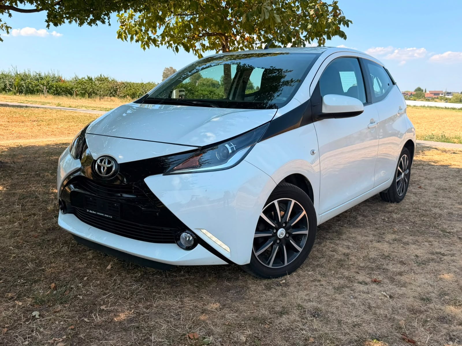 TOYOTA Aygo 1.0 VVT-i x-play - Nouvelle Expertise 27.07.2026 - Grand Service Fait à Jour 22.07.2026 - Garantie 12 mois dès 200.--image-1