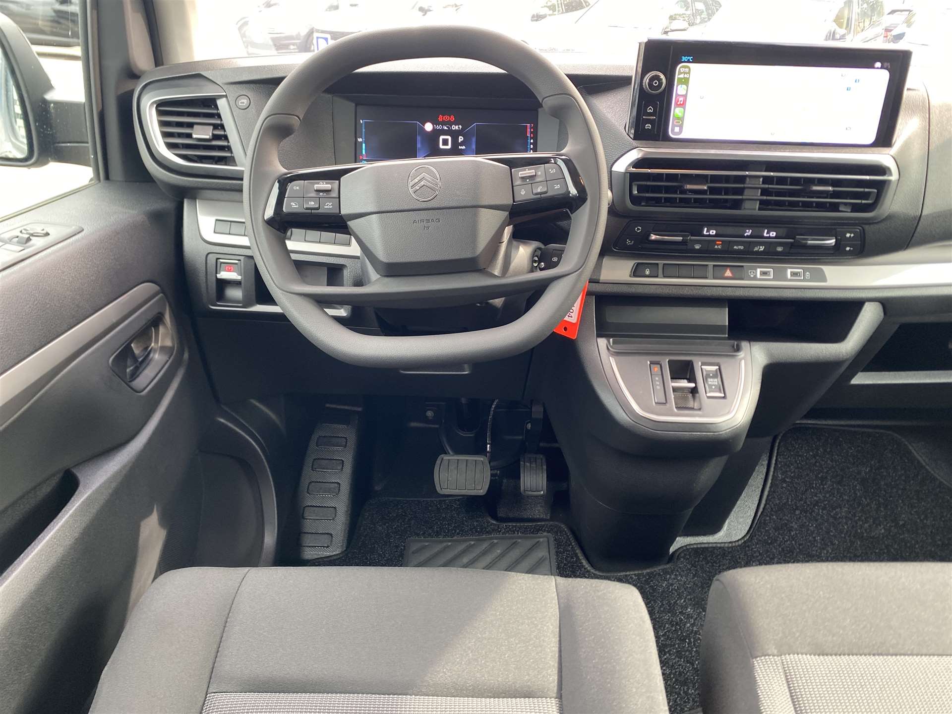 CITROEN Spacetourer 2.2 BlueHDi You XL EAT8-Automat 9-Plätzer-image-9
