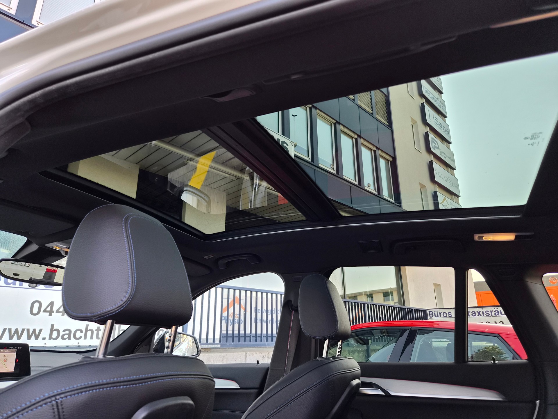 BMW X1 xDrive 25d M Sport Steptronic-image-11