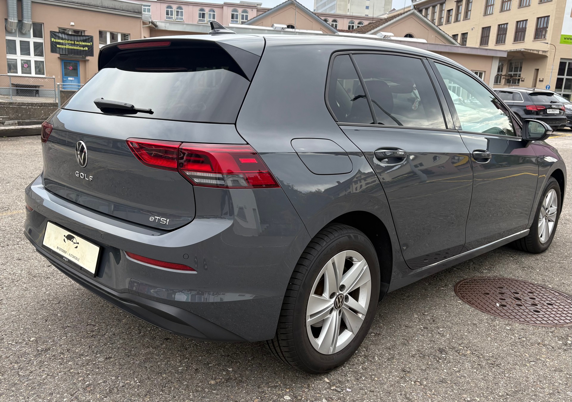 VW Golf 1.0 eTSI mHEV ACTLife DSG-image-3