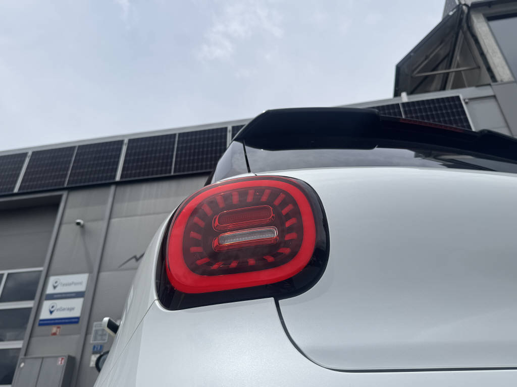JAC E30X Electric-image-22