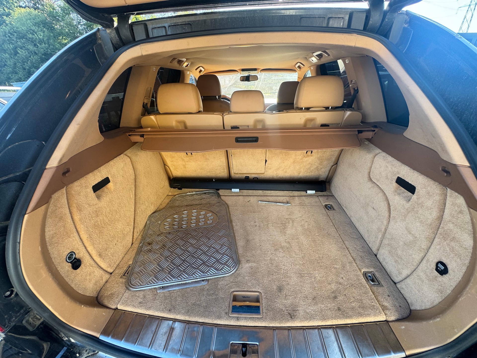 PORSCHE Cayenne S-image-15