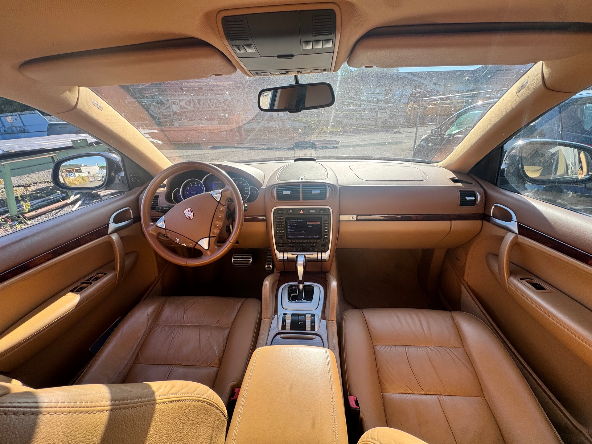 PORSCHE Cayenne S-image-12