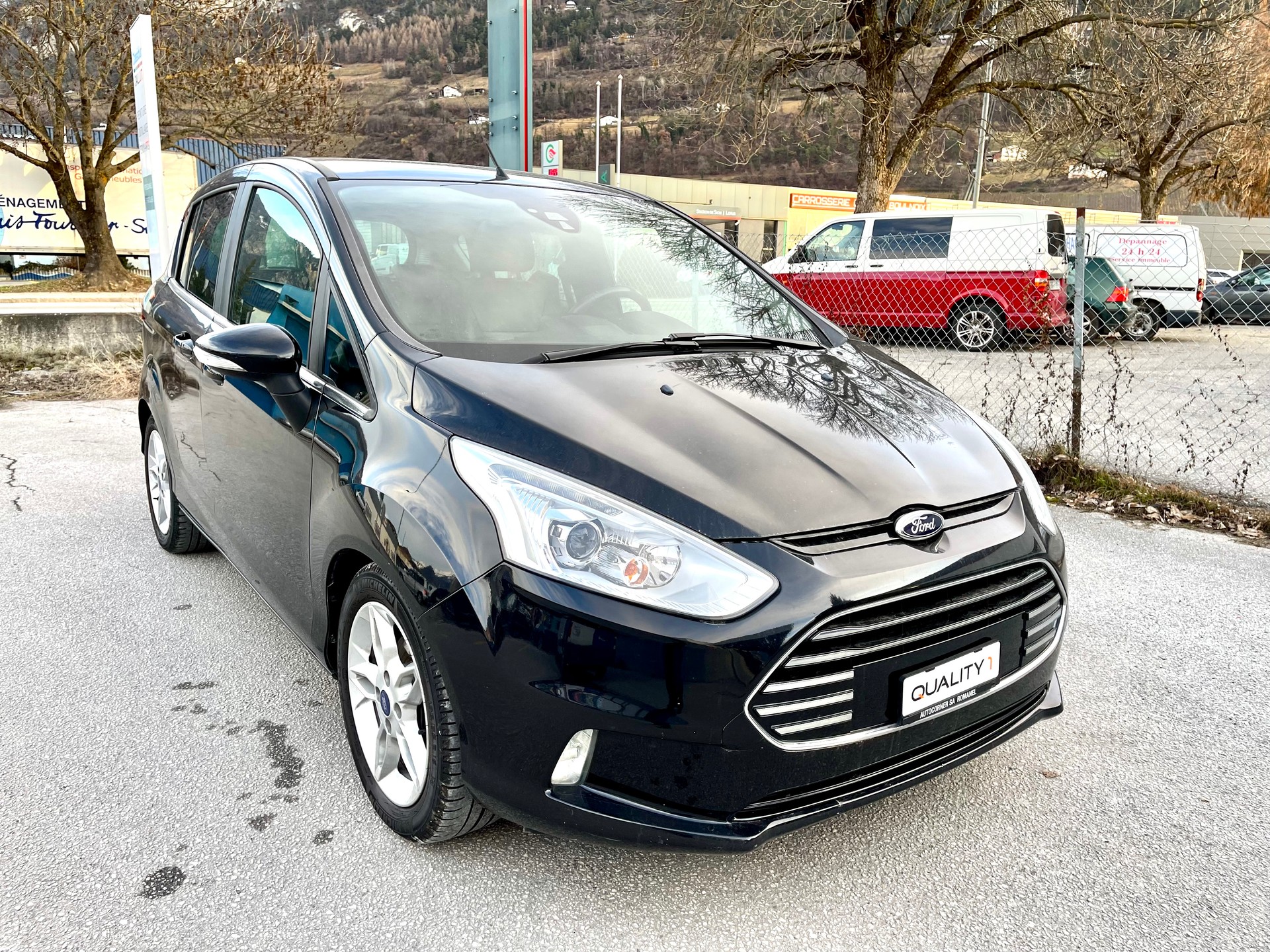 FORD B-Max 1.6 Ti-VCT Titanium PowerShift-image-22