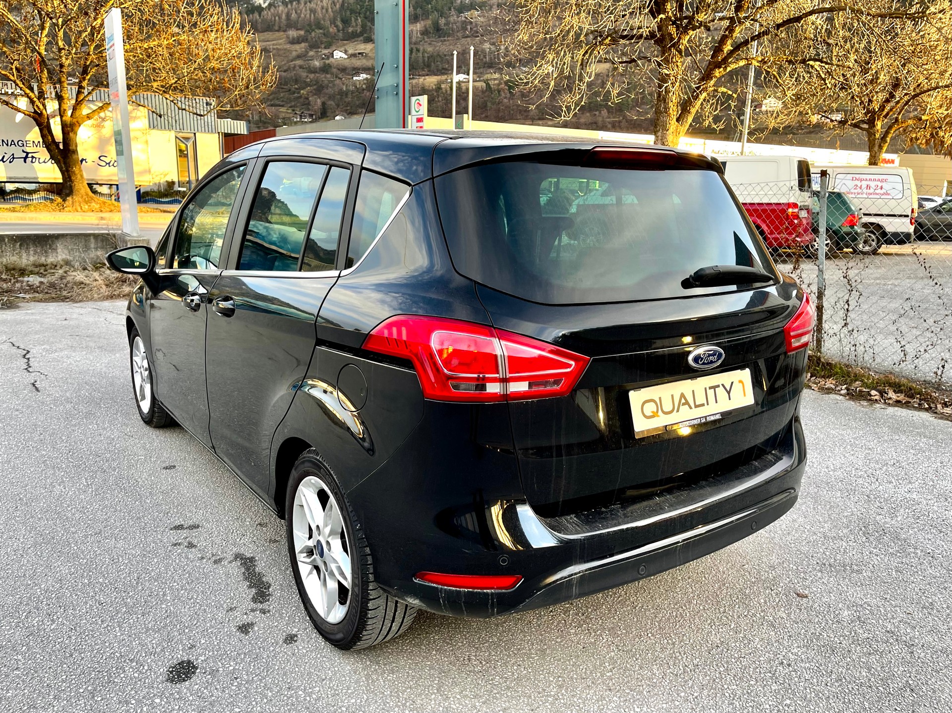 FORD B-Max 1.6 Ti-VCT Titanium PowerShift-image-7
