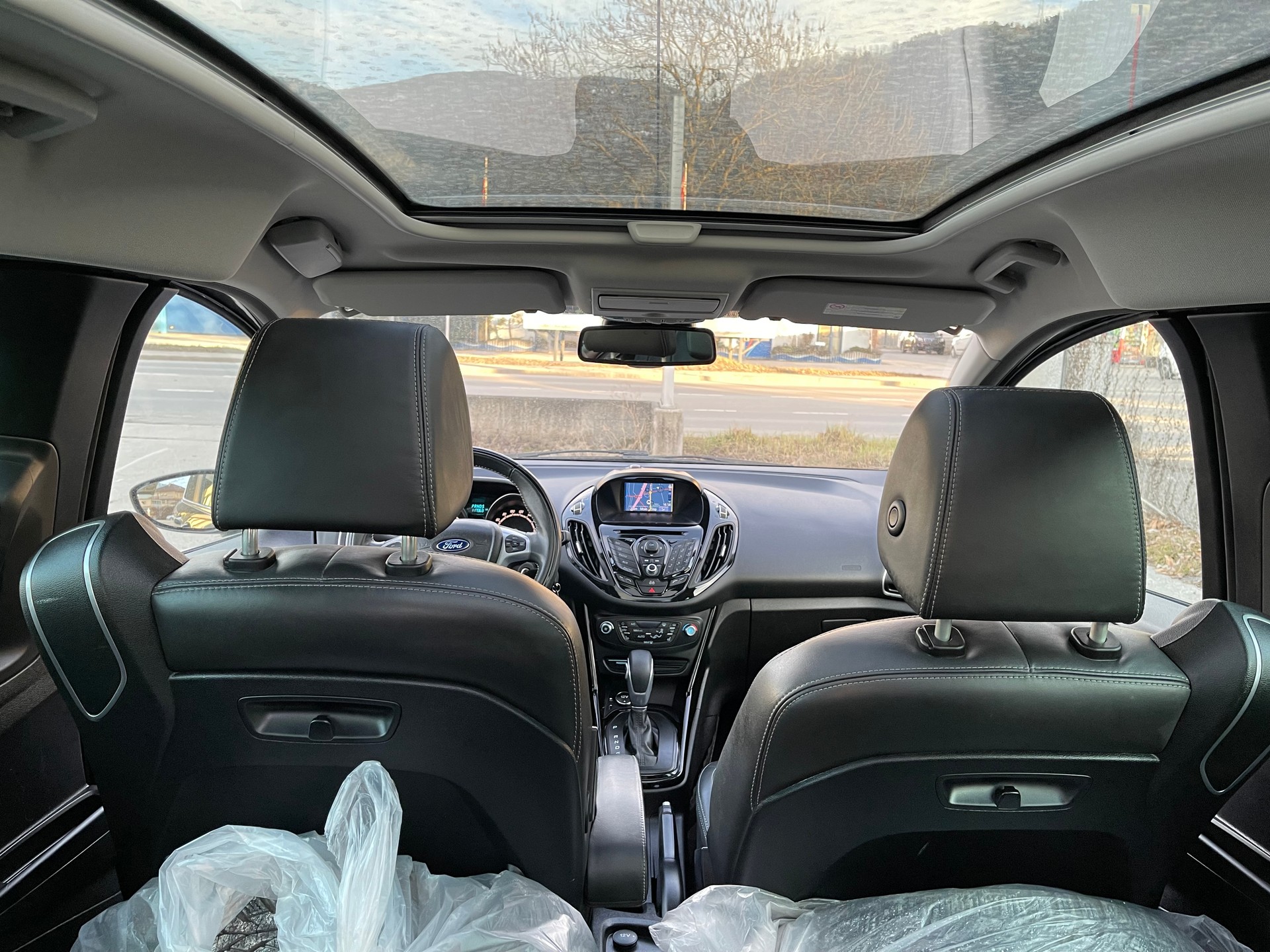 FORD B-Max 1.6 Ti-VCT Titanium PowerShift-image-5