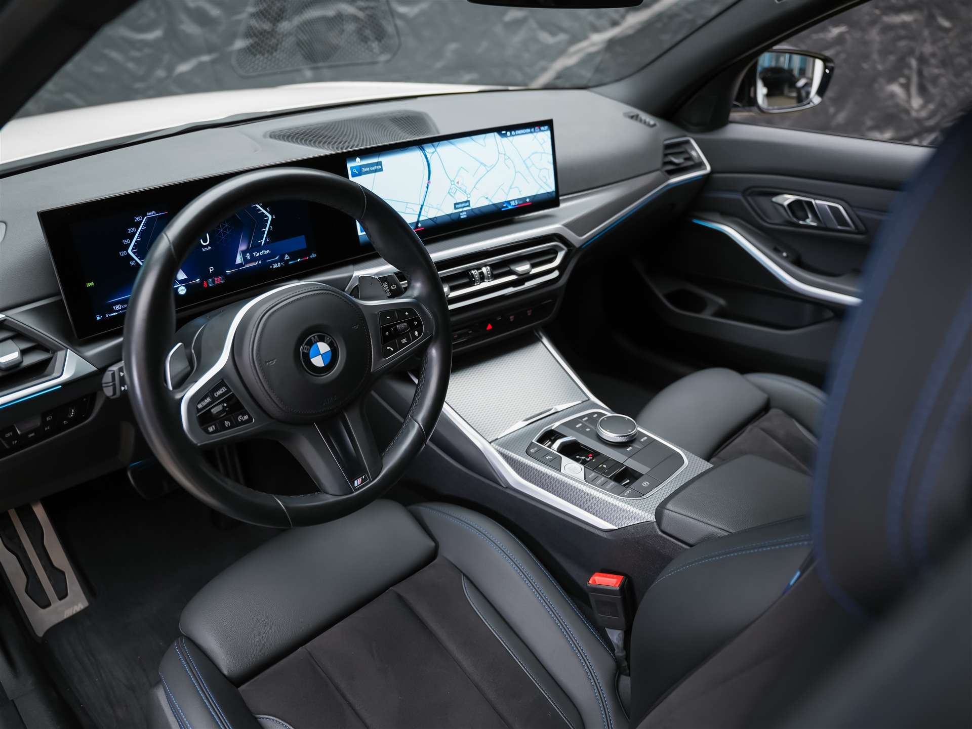 BMW M340i xDrive Touring Steptronic M Sport Pro *M-Sportfahrwerk*Keyless-Go*Adaptive LED*-image-7