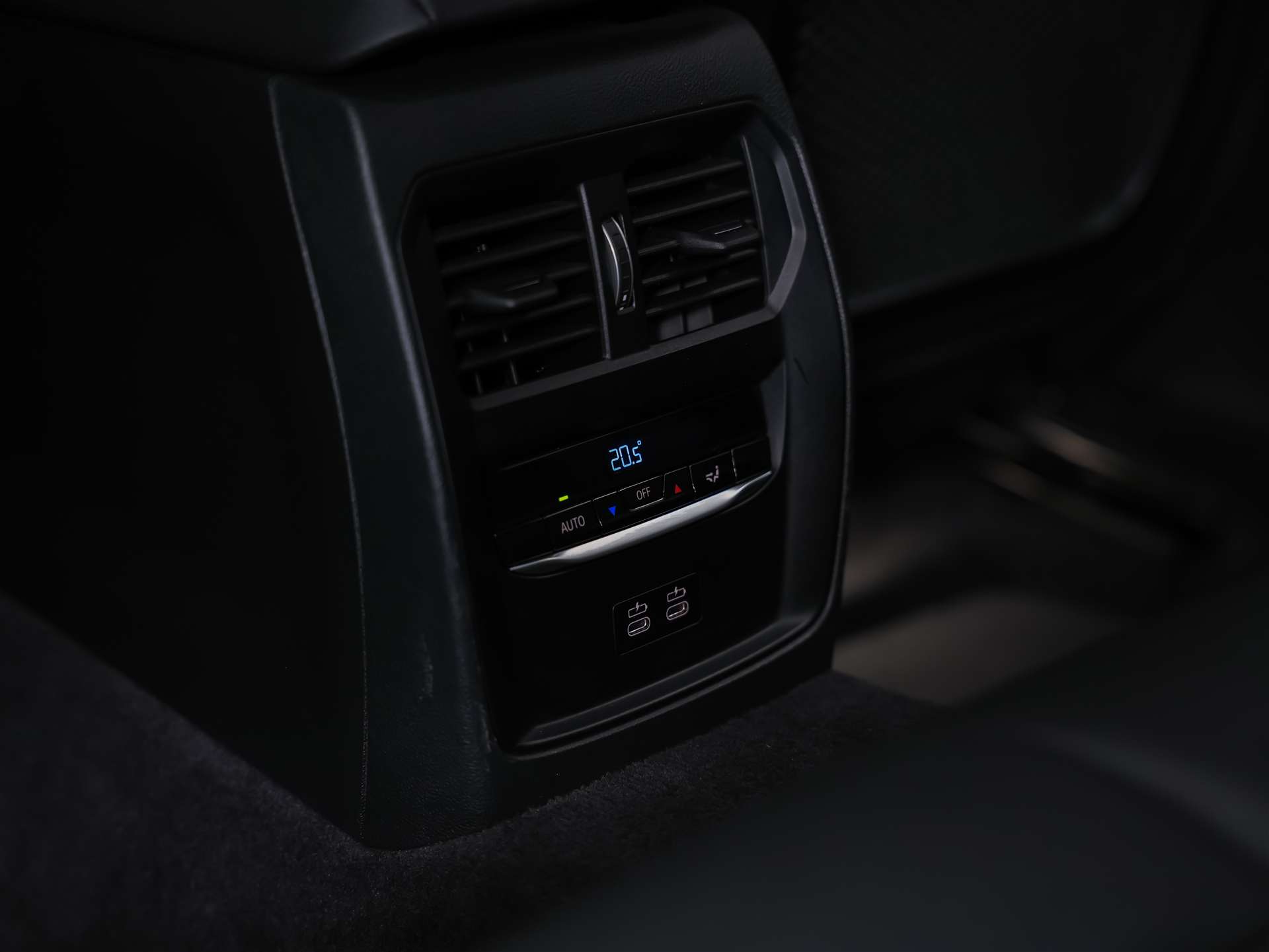 BMW M340i xDrive Touring Steptronic M Sport Pro *M-Sportfahrwerk*Keyless-Go*Adaptive LED*-image-13