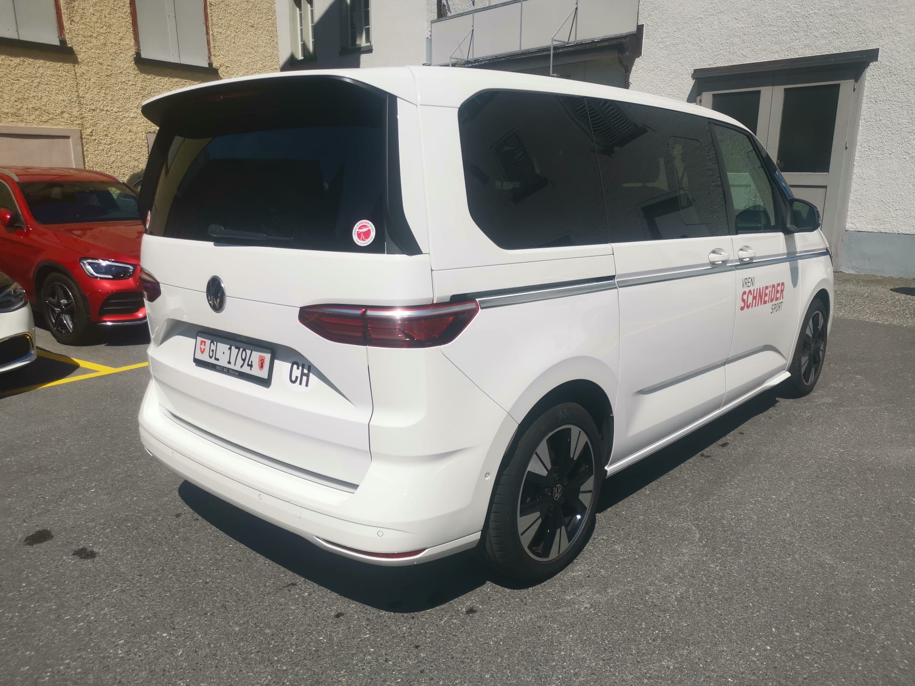 VW 2.0 TDI Style Liberty DSG-image-2